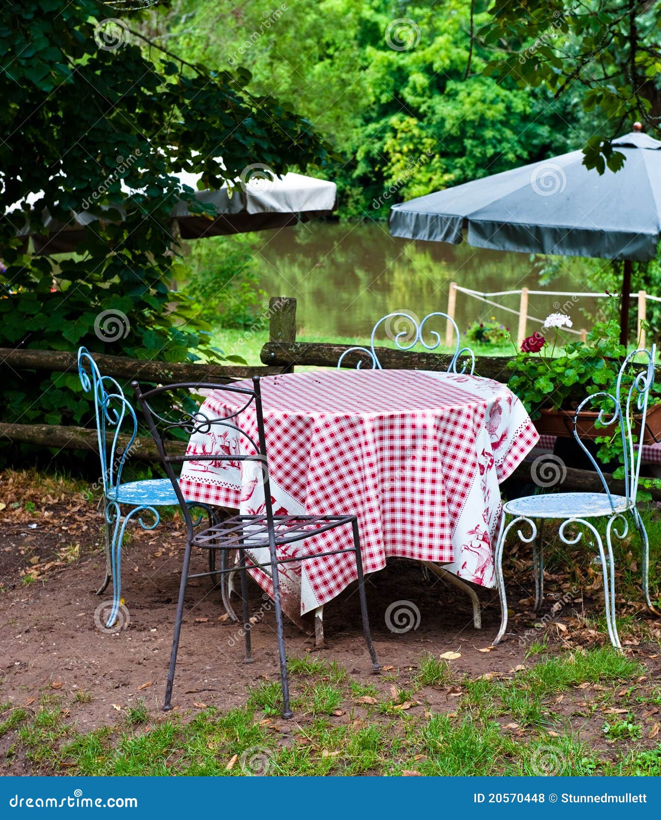 French table stock photo. Image of tree, perigord 20570448