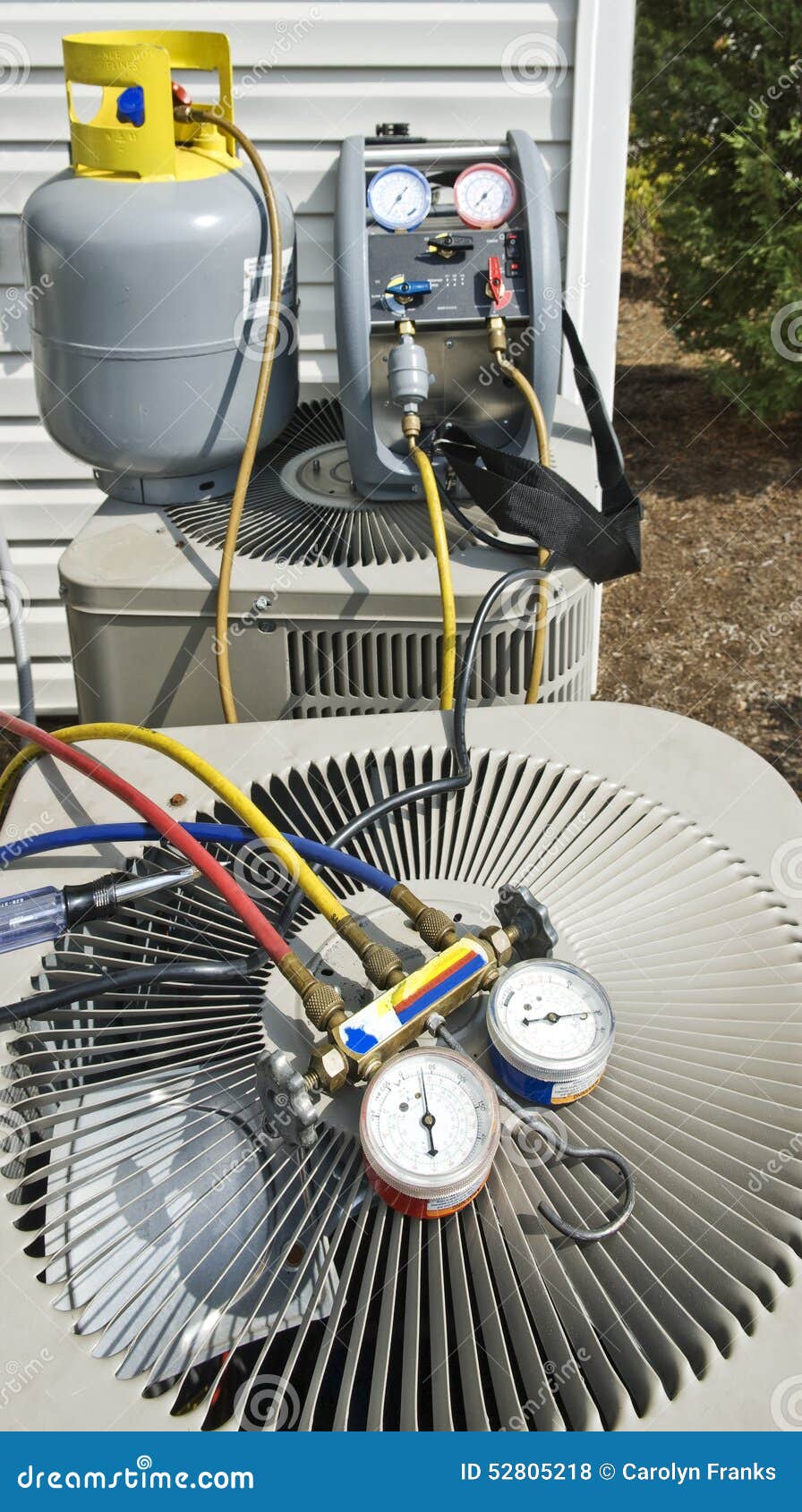 Freon Pump Charges Air Conditioning Compressor Stock Photo Image of compressor, cable 52805218