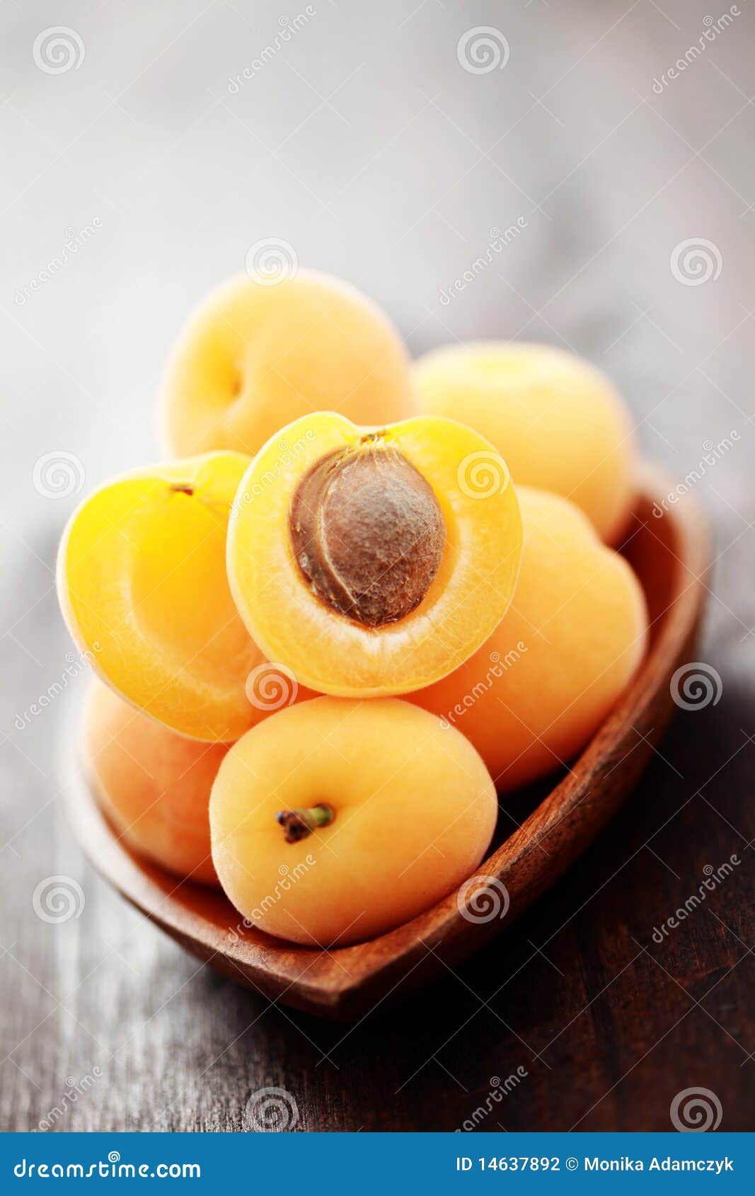 Fresh apricots stock photo. Image of food, peaches, freshness 14637892