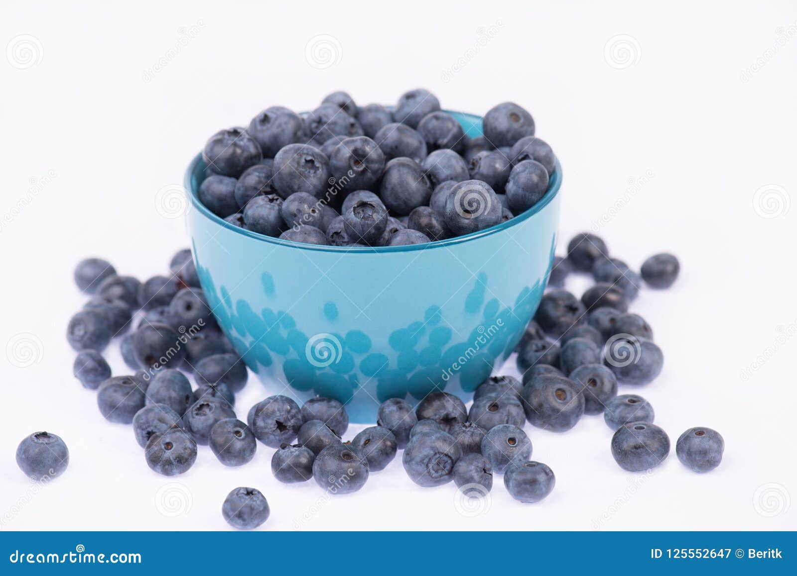 Fresh Blueberries Isolated on a White Background Stock Image - Image of ...