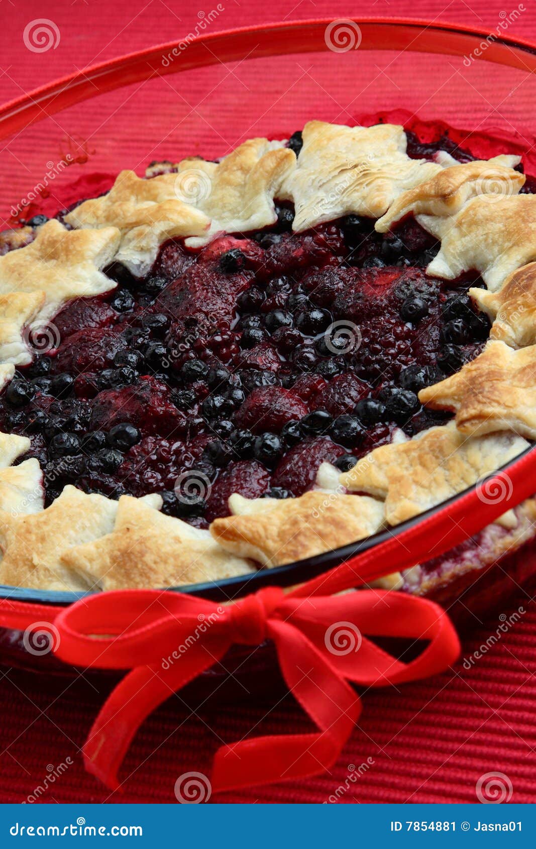 Fresh fruit pie dessert stock image. Image of fruits, piece 7854881