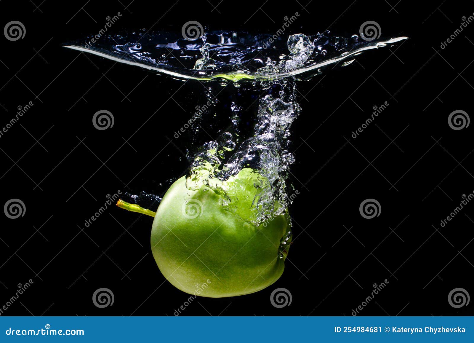 Fresh Green Apple Dropped in Water with Splashes Stock Image Image of drip, background 254984681