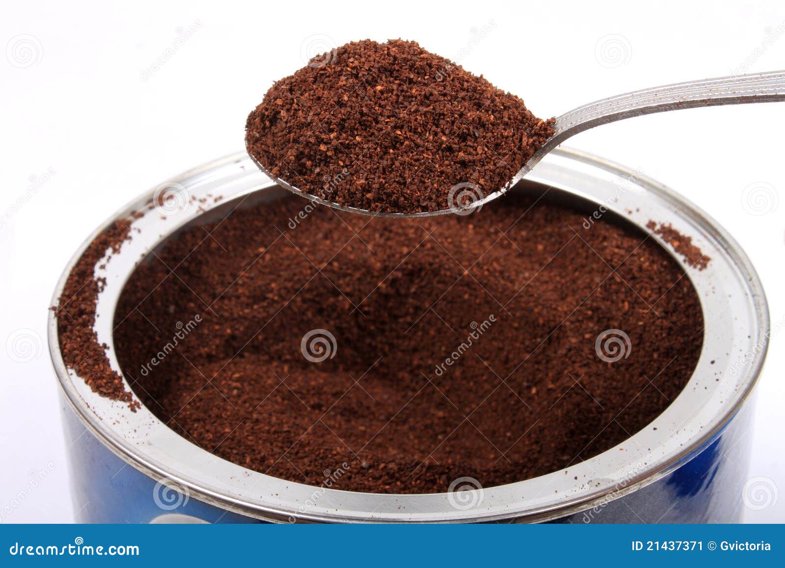 Fresh ground coffee in can stock image. Image of roasted 21437371
