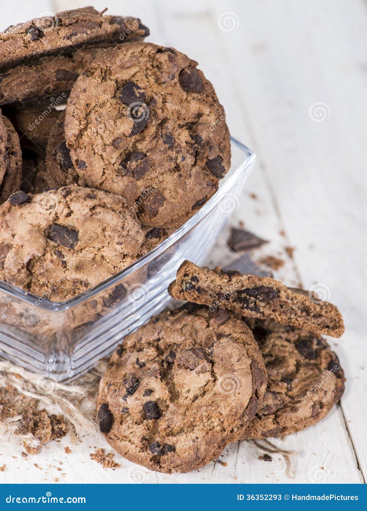 Fresh made Cookies stock image. Image of chips, brown 36352293