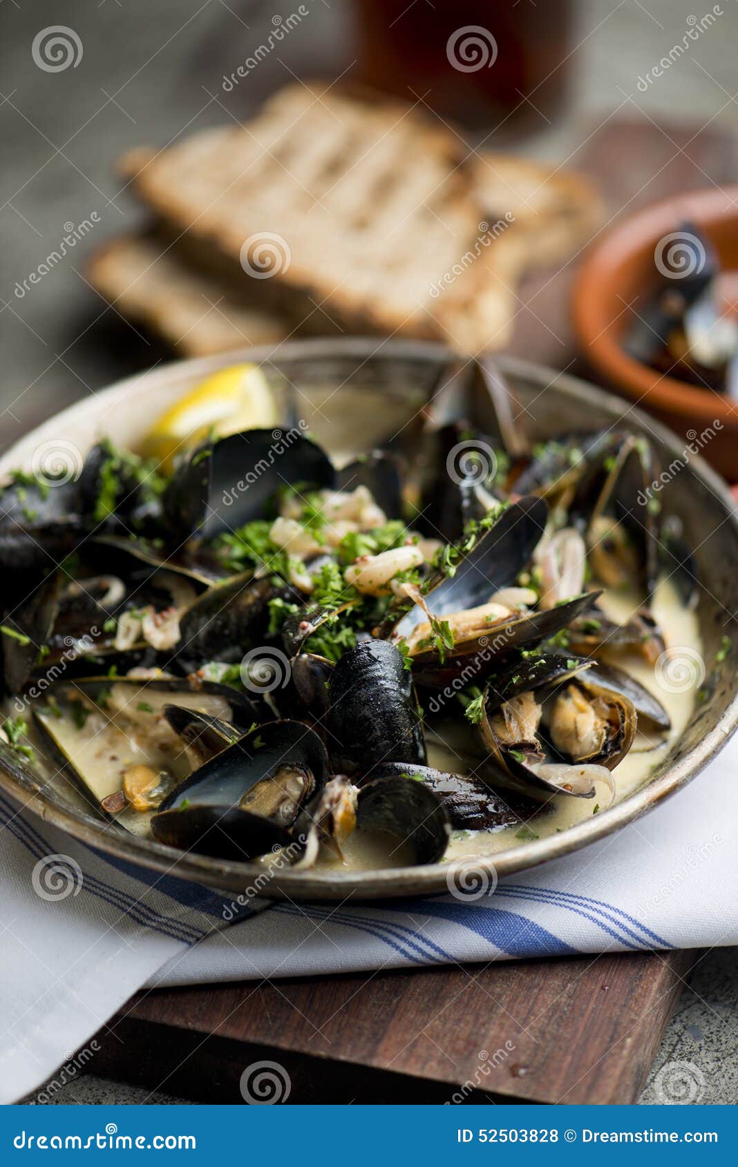 Fresh Mussels in White Wine Broth Stock Photo - Image of mussels ...