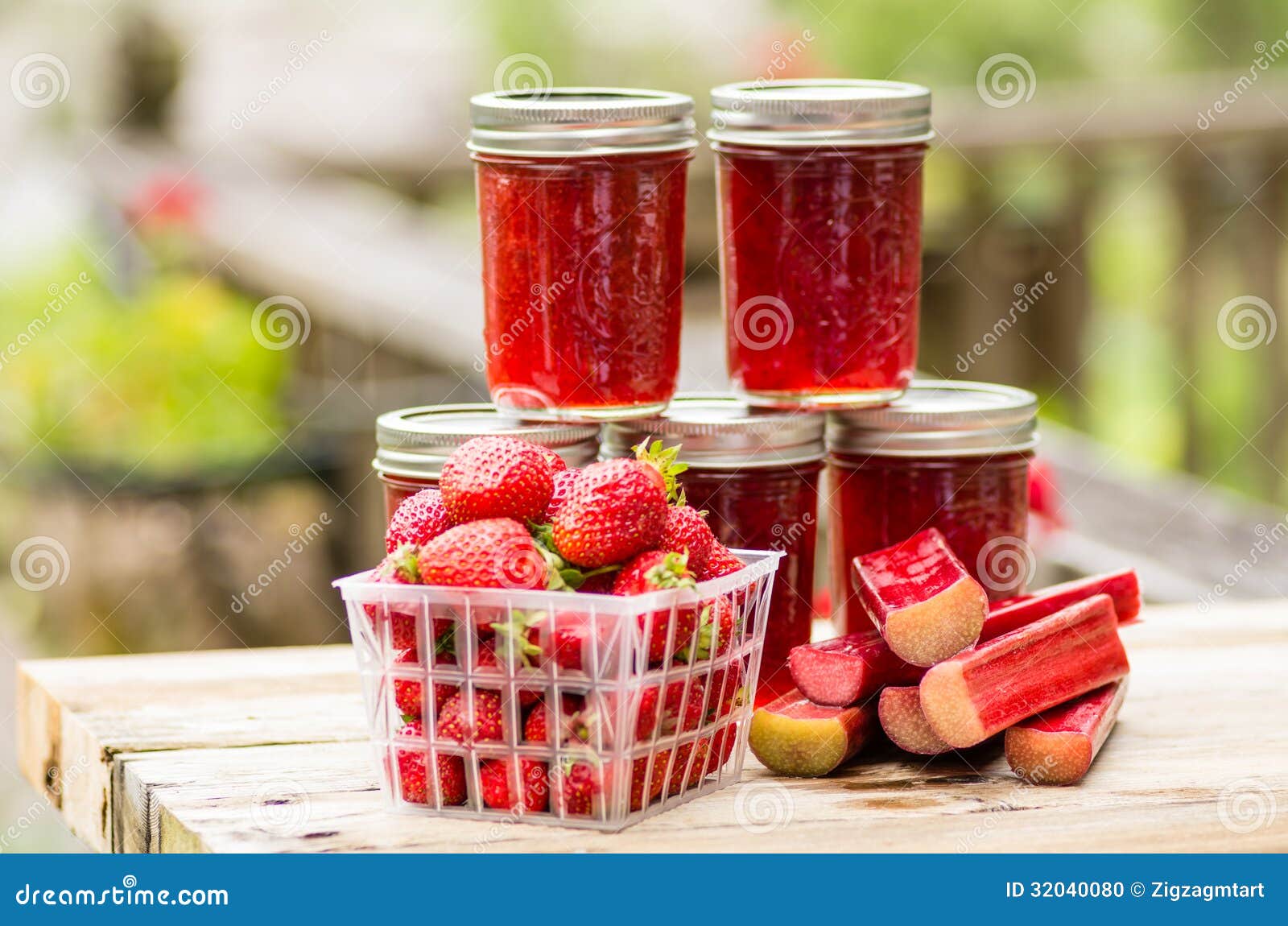 fresh strawberry rhubarb jelly
