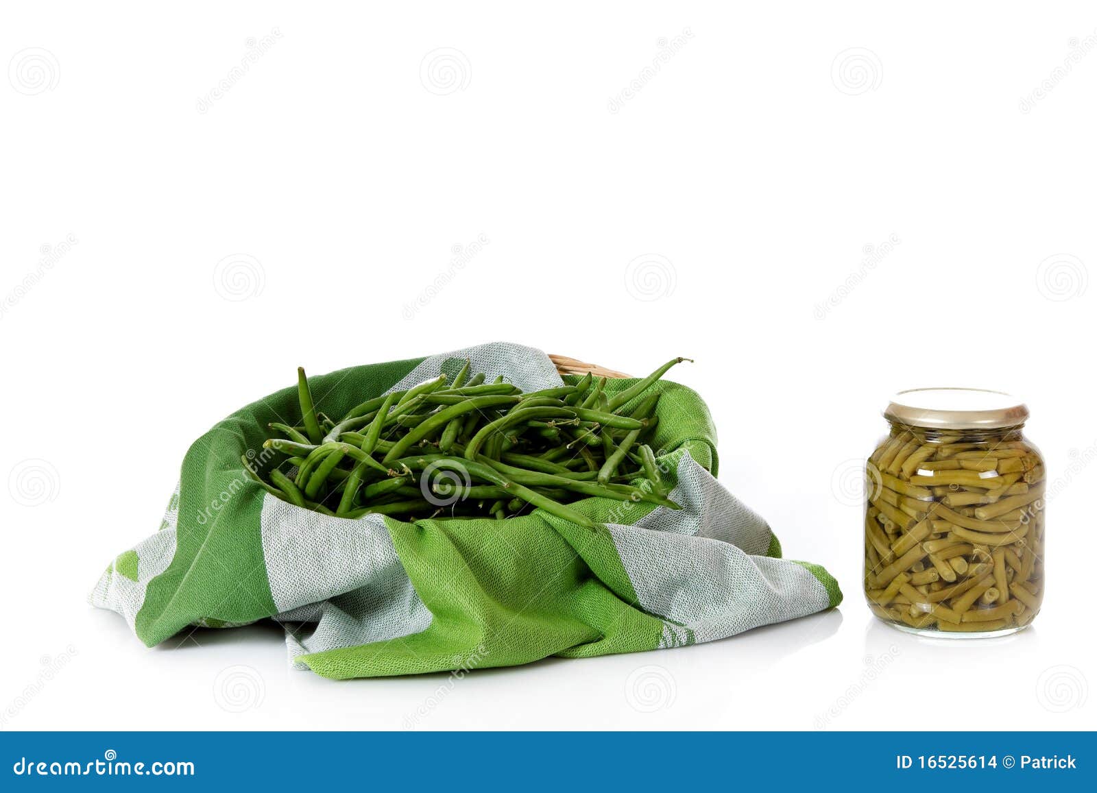 Fresh Versus Canned Green Beans Stock Photo Image of organic, background 16525614