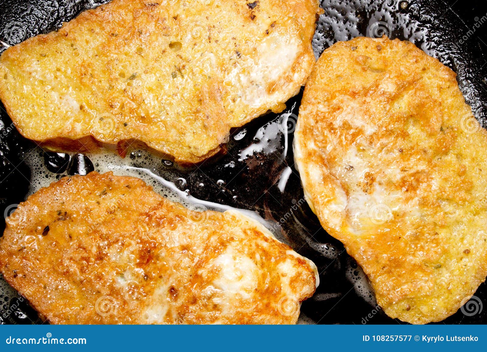 Fried croutons on a pan stock image. Image of vegetarian 108257577