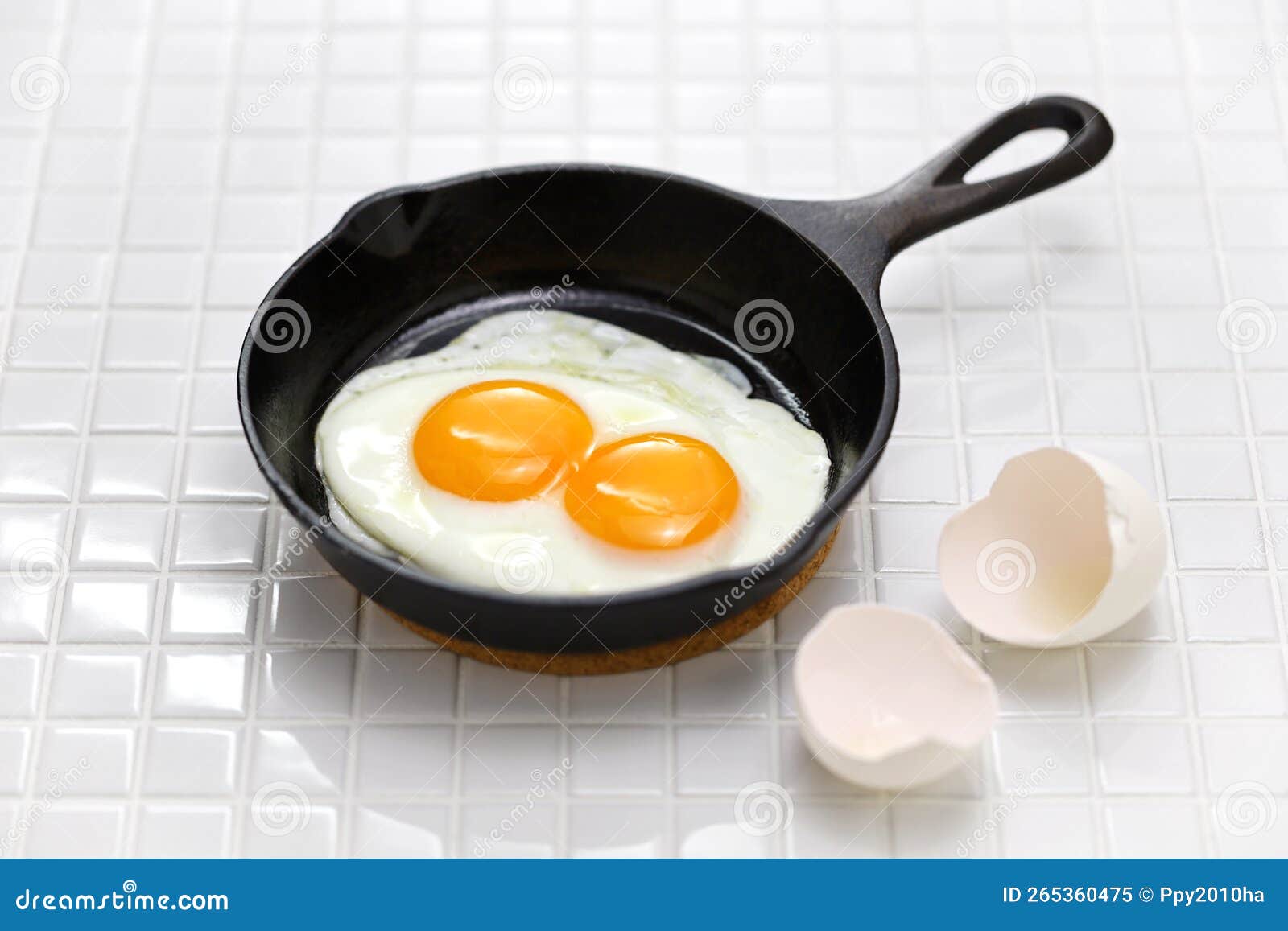 Double Yolk, Strange Two Yolks In One Hen Lucky Egg RoyaltyFree Stock