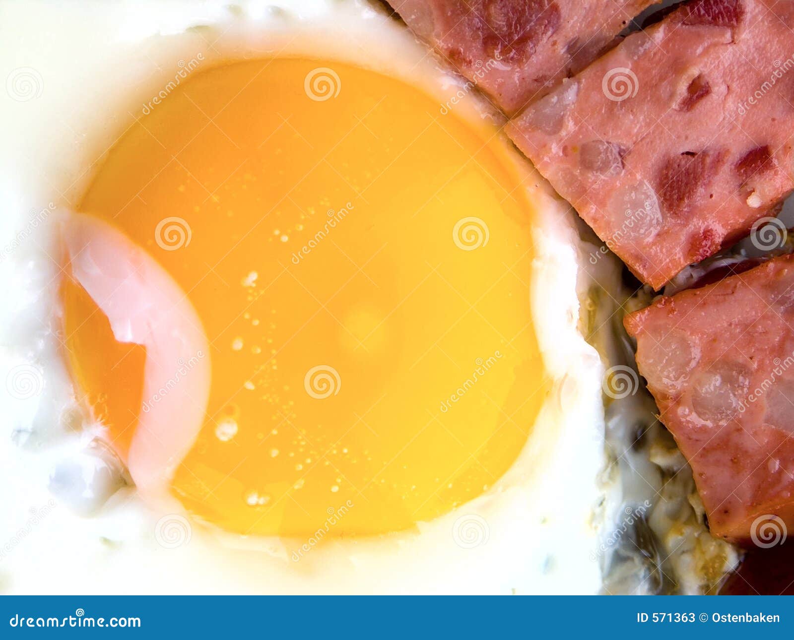 Fried eggs with sausage stock image. Image of cook, sausage 571363