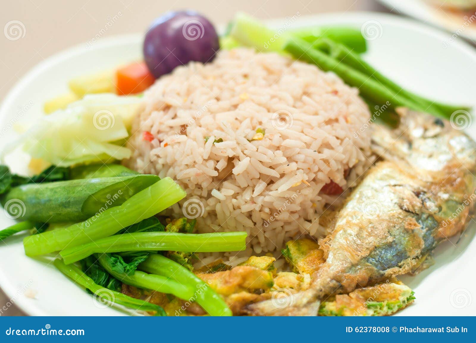 Fried Mackerel with Shrimp Paste Sauce (nam Prik Kapi Pla Too) Stock Photo Image of cuisine