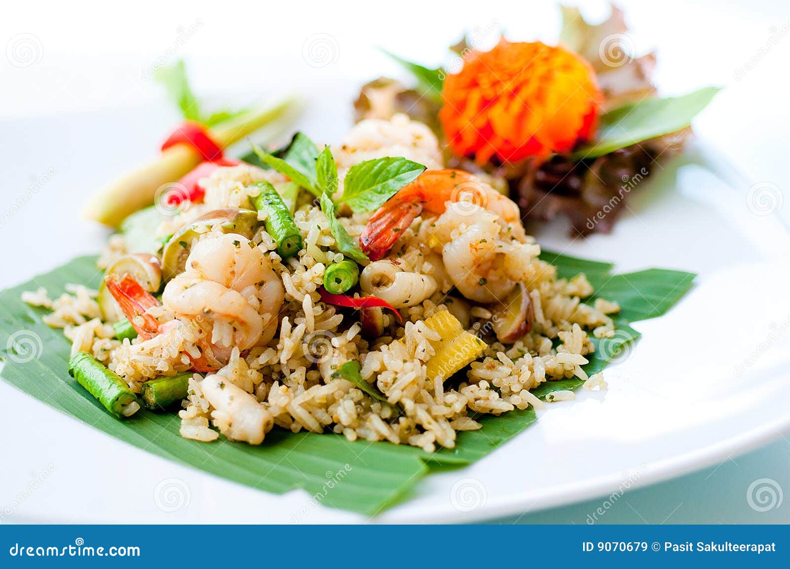 Fried rice mixing seafood stock image. Image of leaf, tasty - 9070679