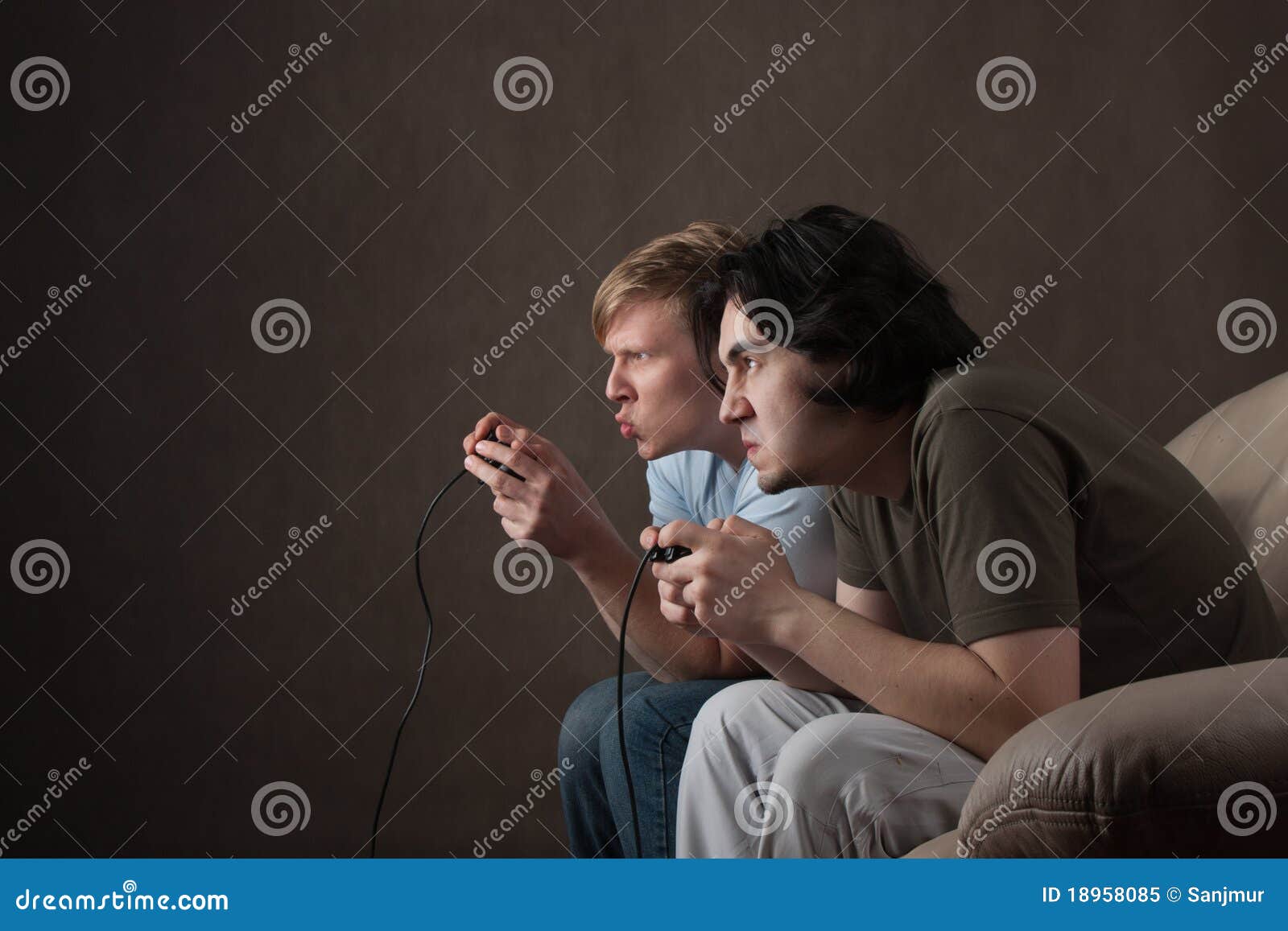 friends playing video games