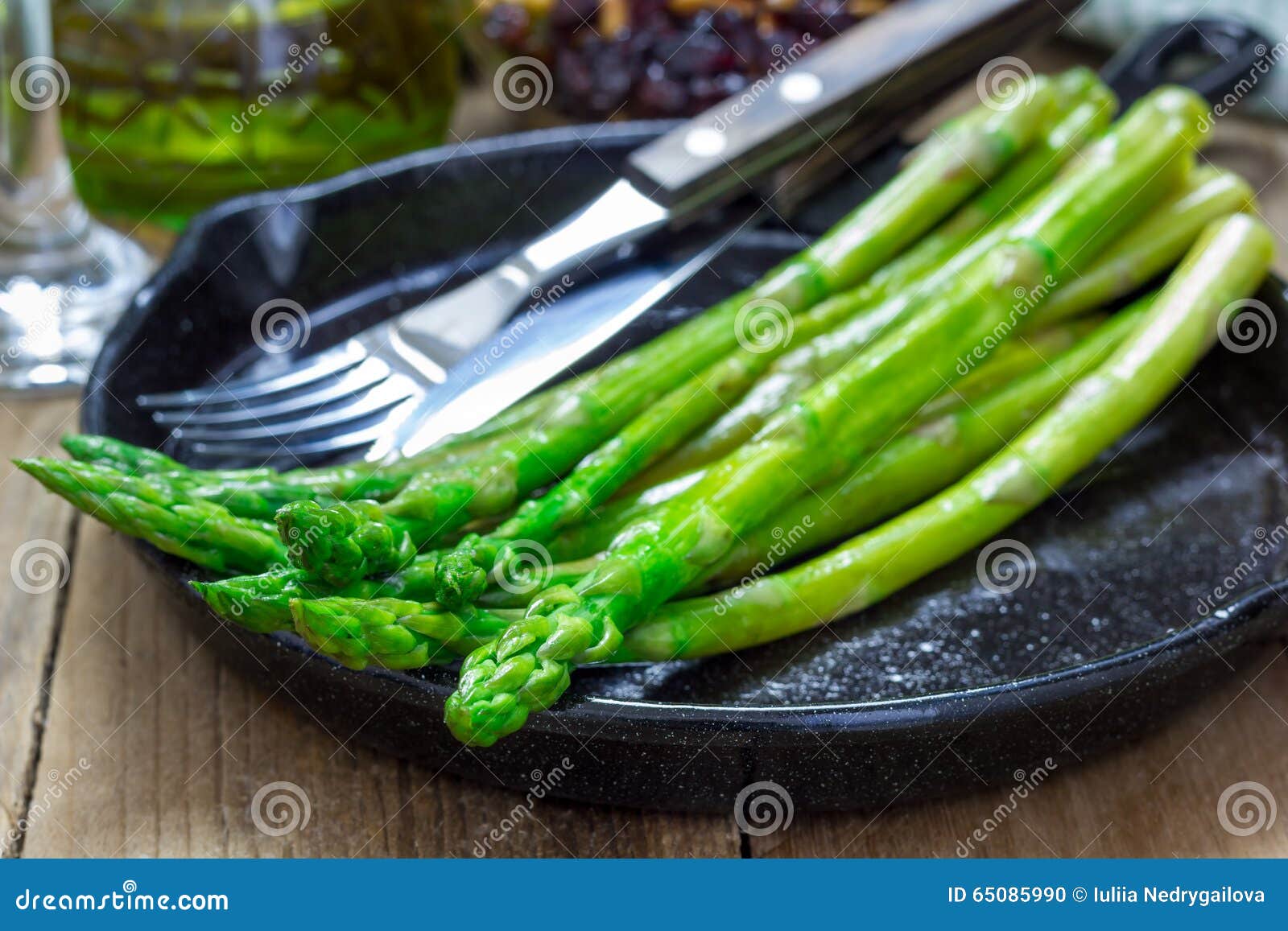 Frisch Gekochter Spargelaperitif Stockfoto - Bild von mahlzeit ...