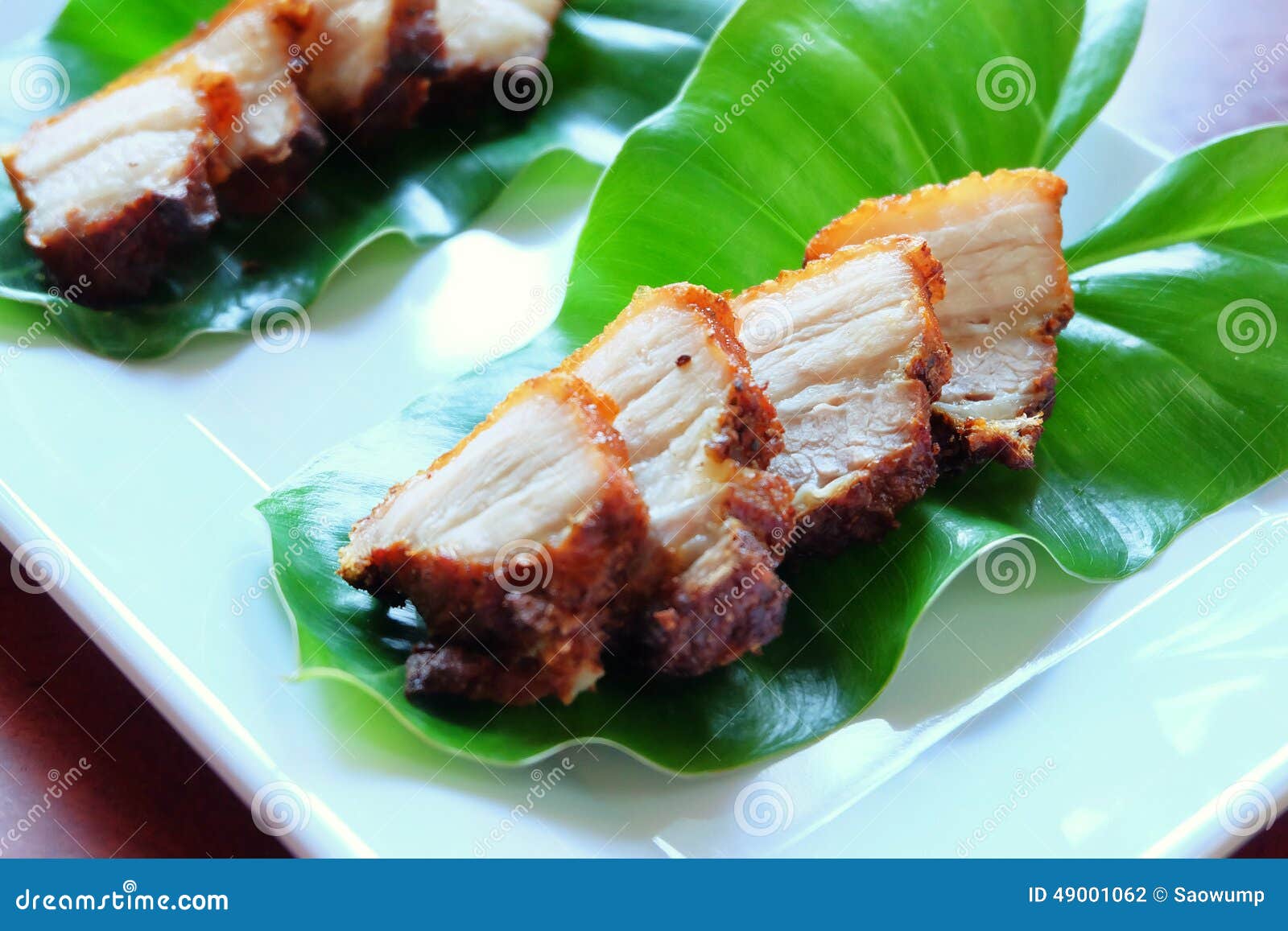 Frittiertes Unterschiedliches Schweinefleisch Mit Fischsauce Stockfoto ...