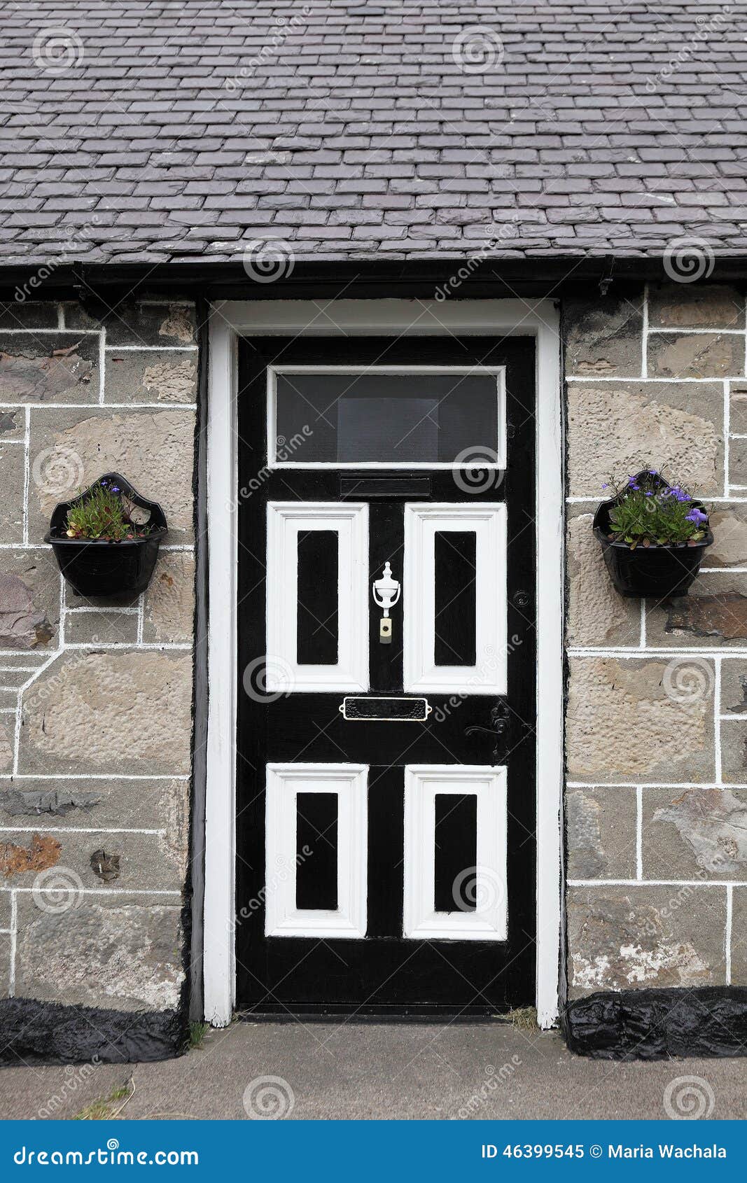 Front door, Scotland stock image. Image of business, glossy 46399545