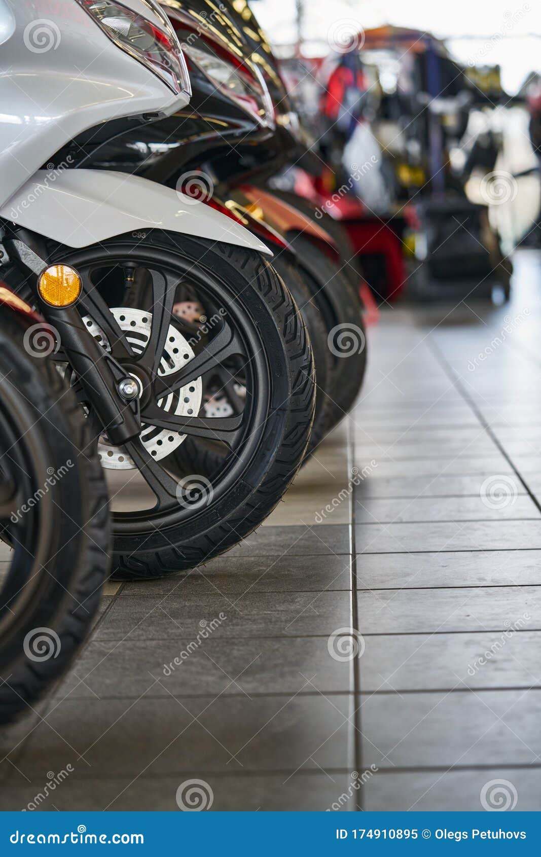 The Front Tire of a Parked Custom Motorcycle Stock Image Image of cycle, front 174910895
