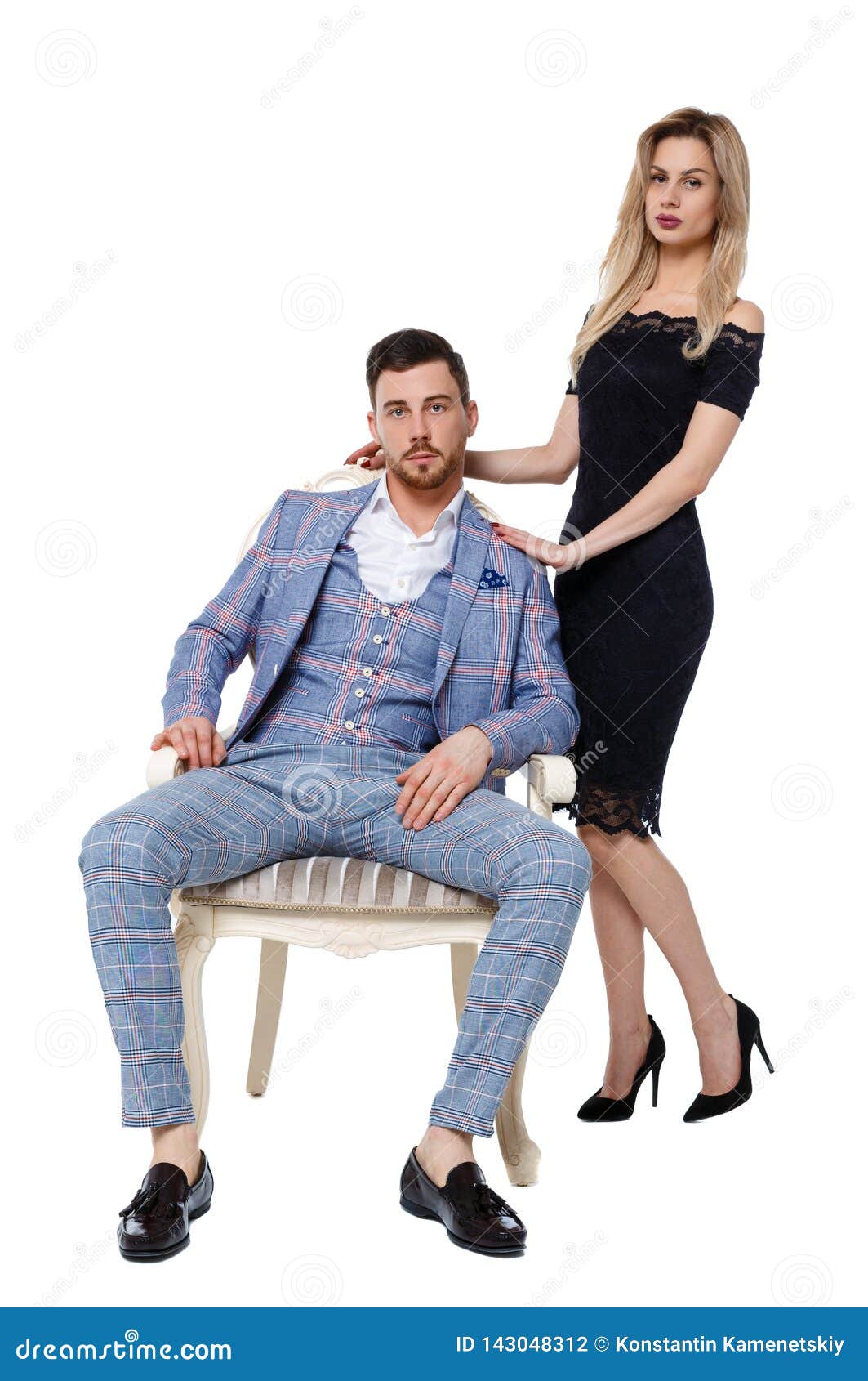 Couple Sitting Sketch: Over 2,982 Royalty-Free Licensable Stock Vectors &  Vector Art | Shutterstock