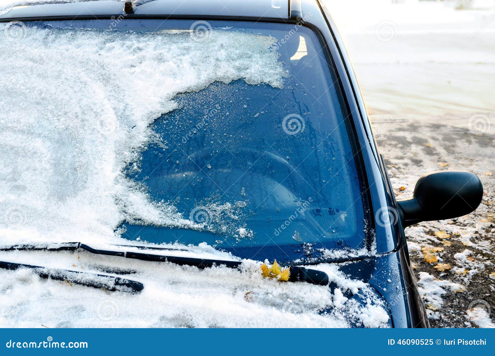 Front Window Defroster Stock Photos - 430 Images