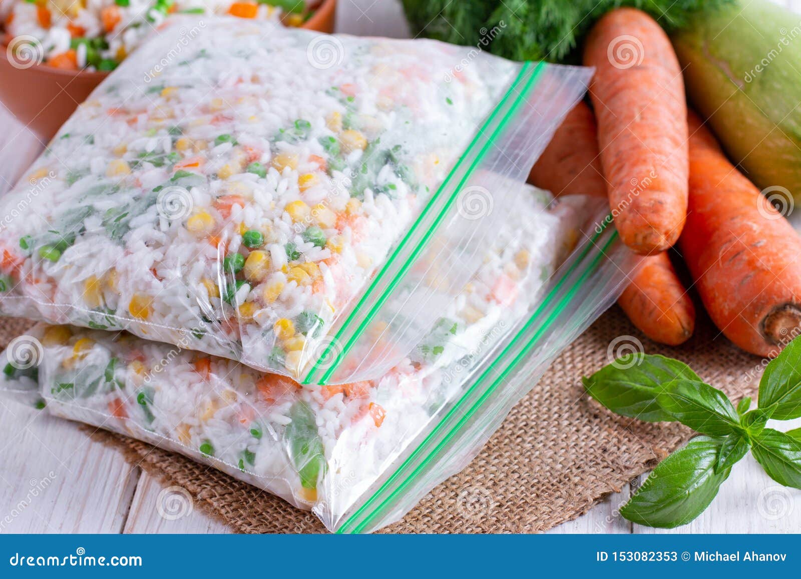 Cream Of The Crop Frozen Mixed Vegetables 907g – Mullaco Online
