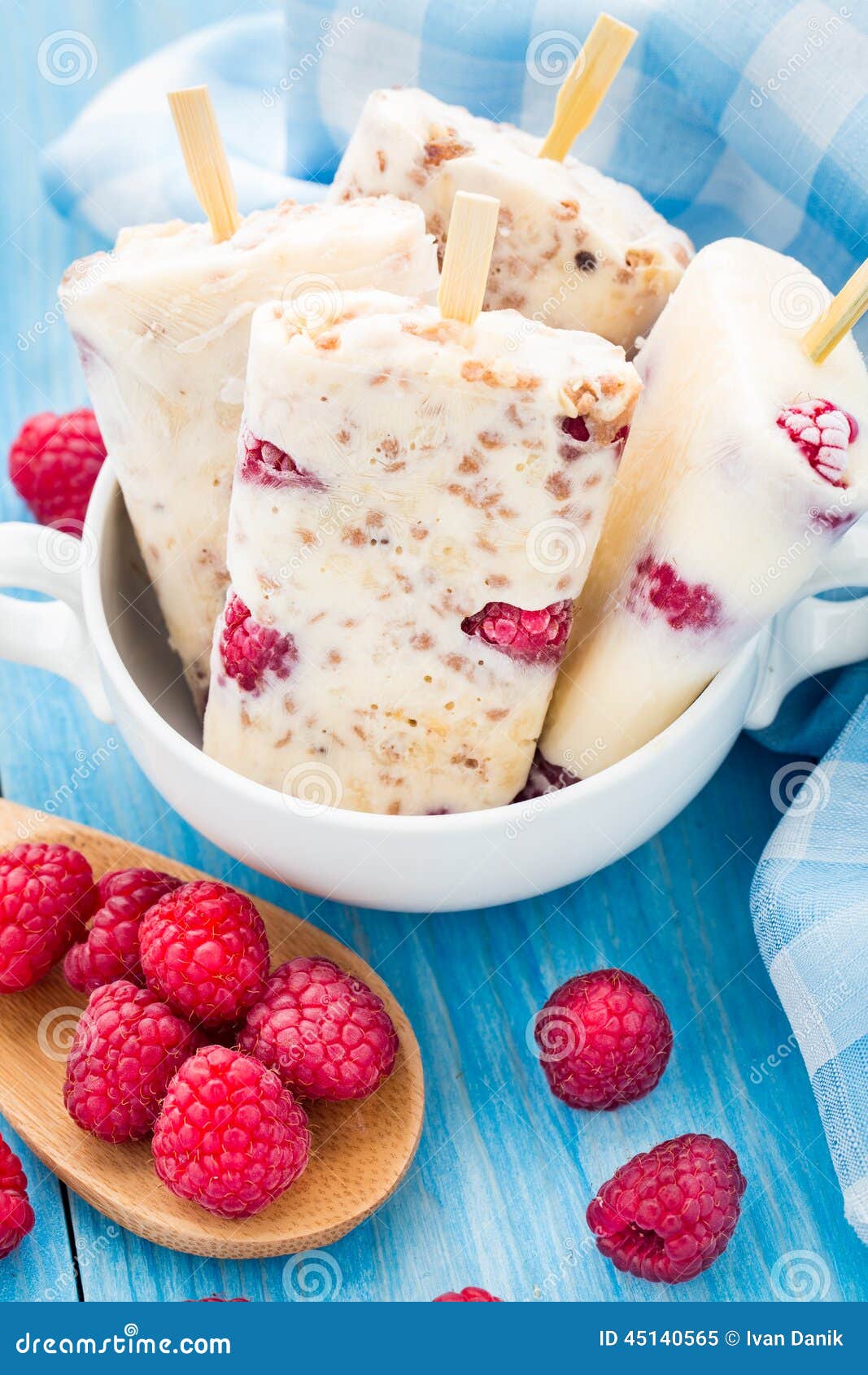 Frozen Yogurt with Oats and Raspberries Stock Image Image of yogurt, fresh 45140565