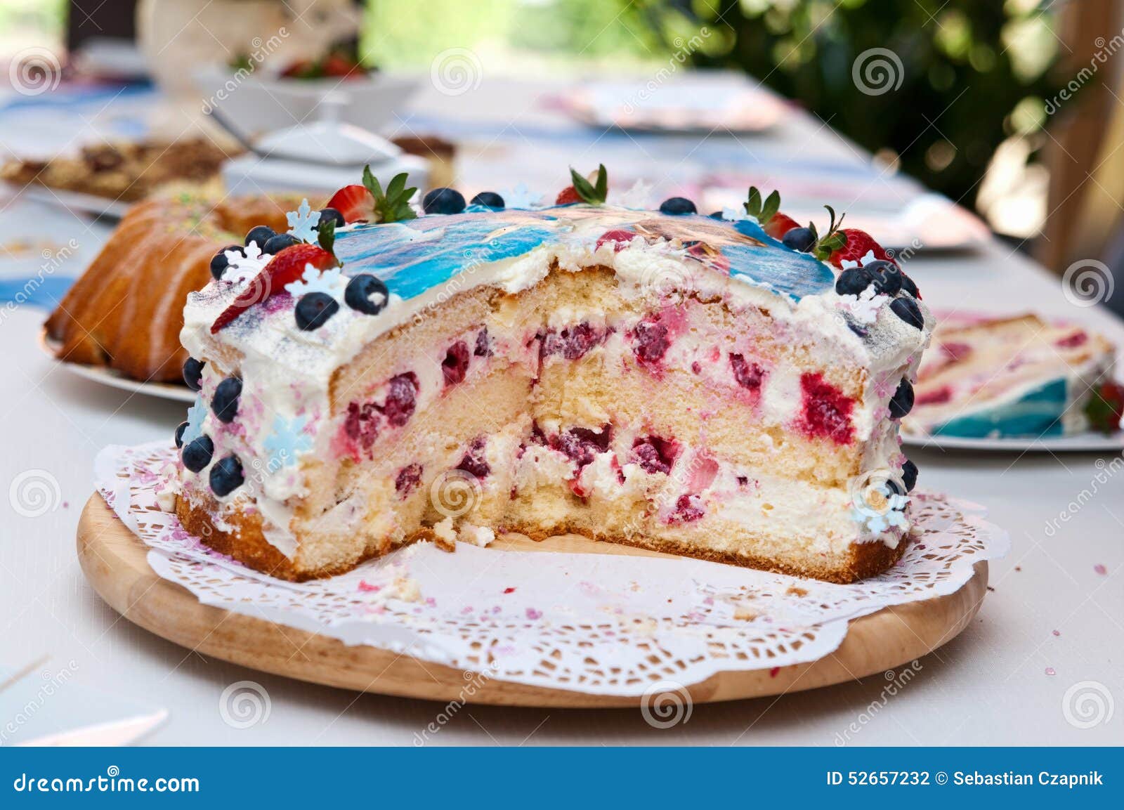 Birthday Cake Fruit Filling Birthday Cake Fruit Filling
