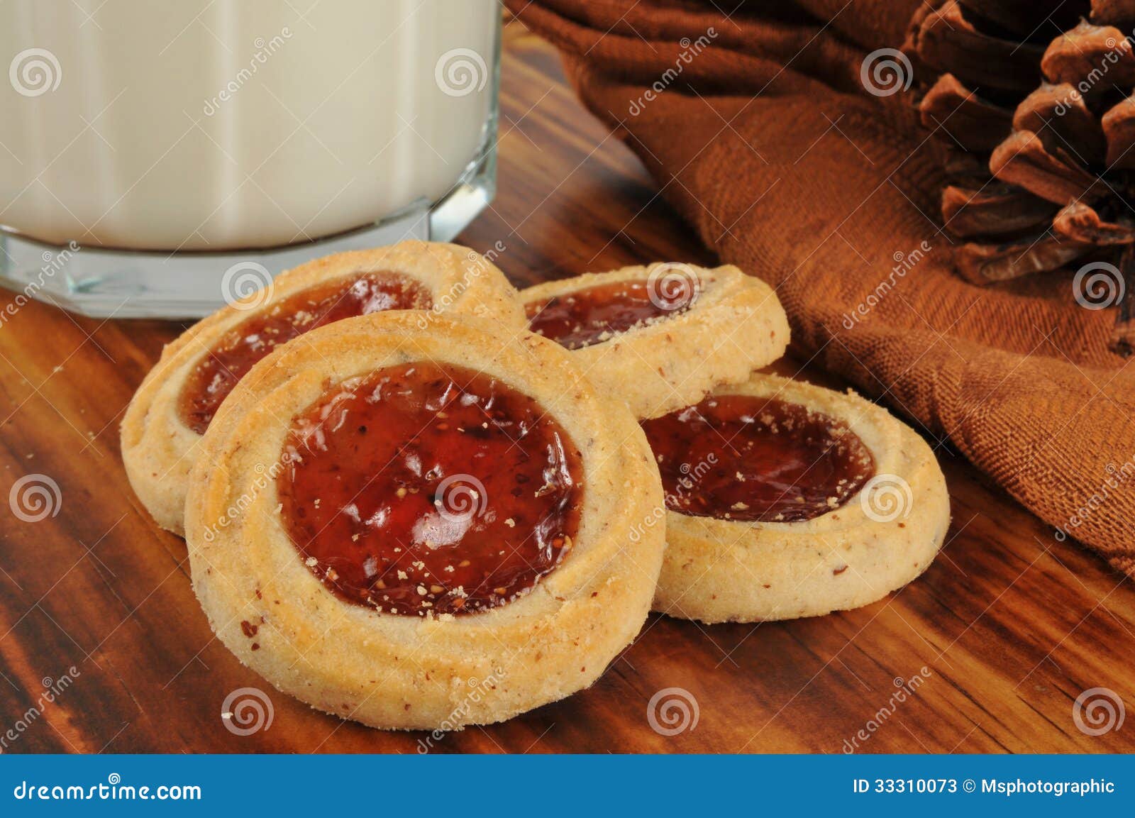 Fruit Filled Holiday Cookies Stock Image - Image of dessert, christmas