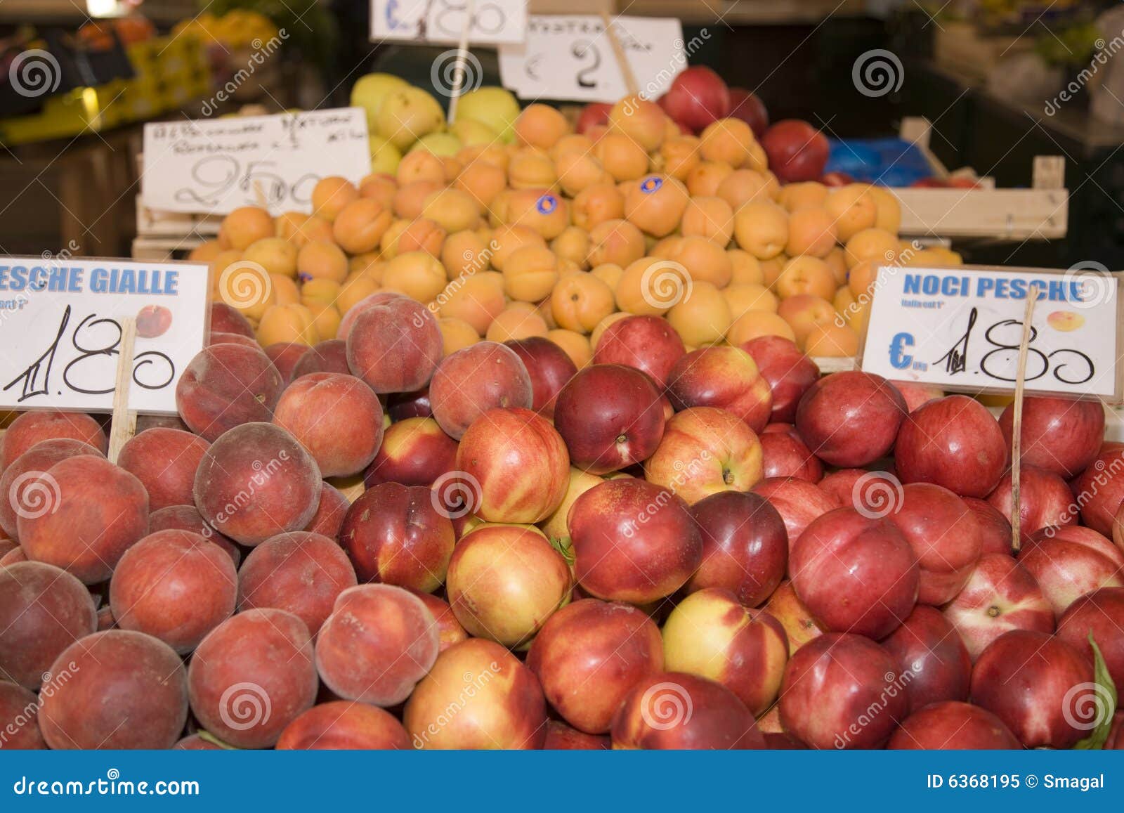 Fruit shop of venice stock image. Image of nutrition, apple 6368195