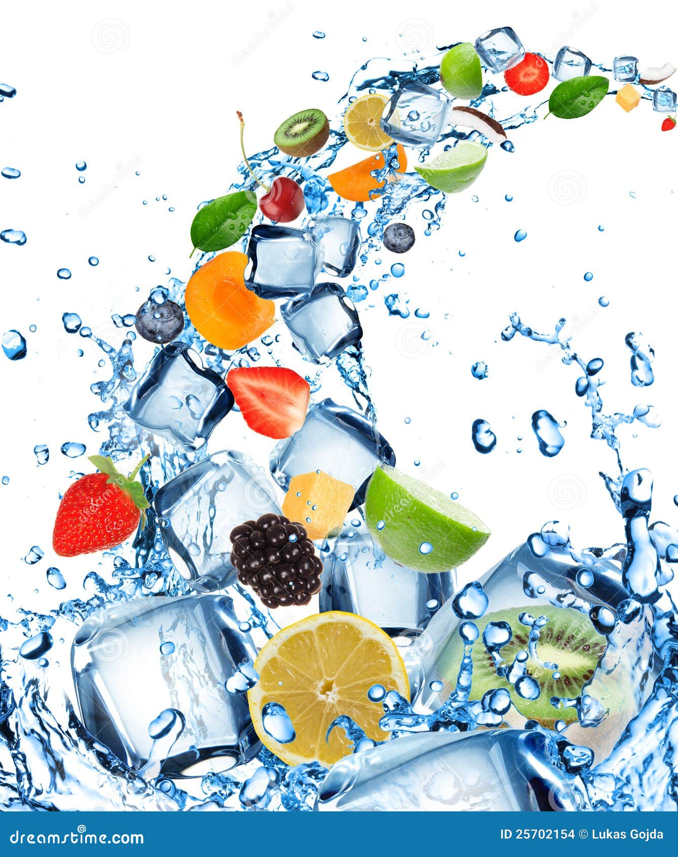 Frutta Fresca Nella Spruzzata Dell'acqua Fotografia Stock - Immagine di  gelo, verde: 25702154