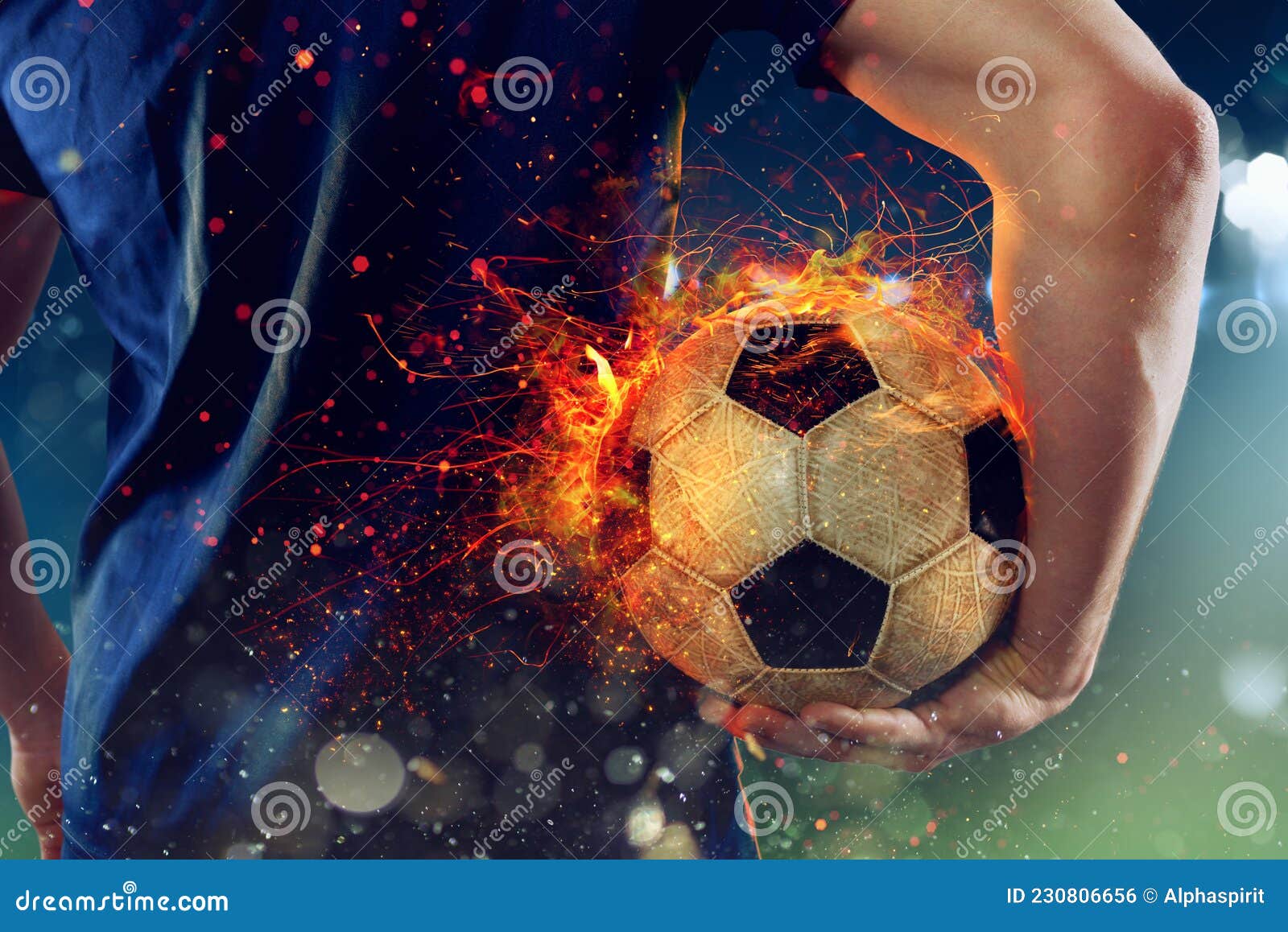 Fußballspieler Bereit Zum Spielen Mit Fiery Soccerball Stockfoto