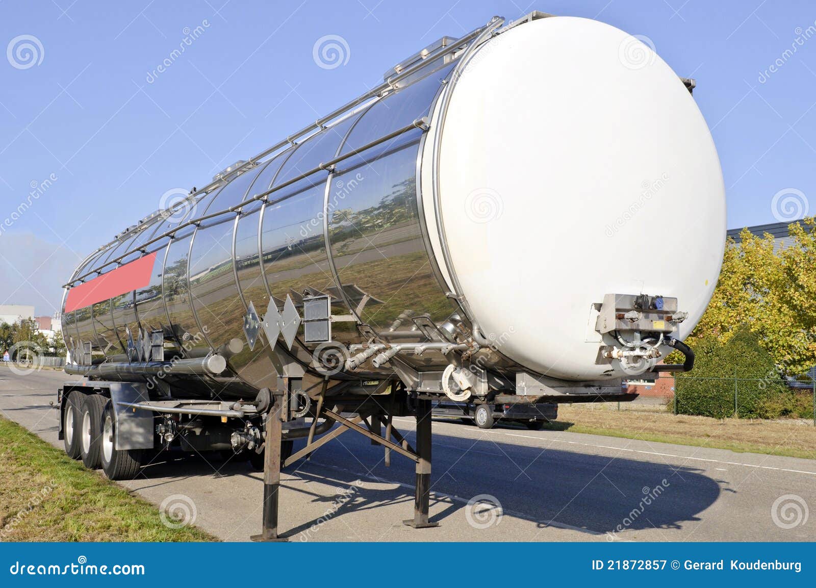 Fuel and oil tanker stock image. Image of delivery, truck 21872857