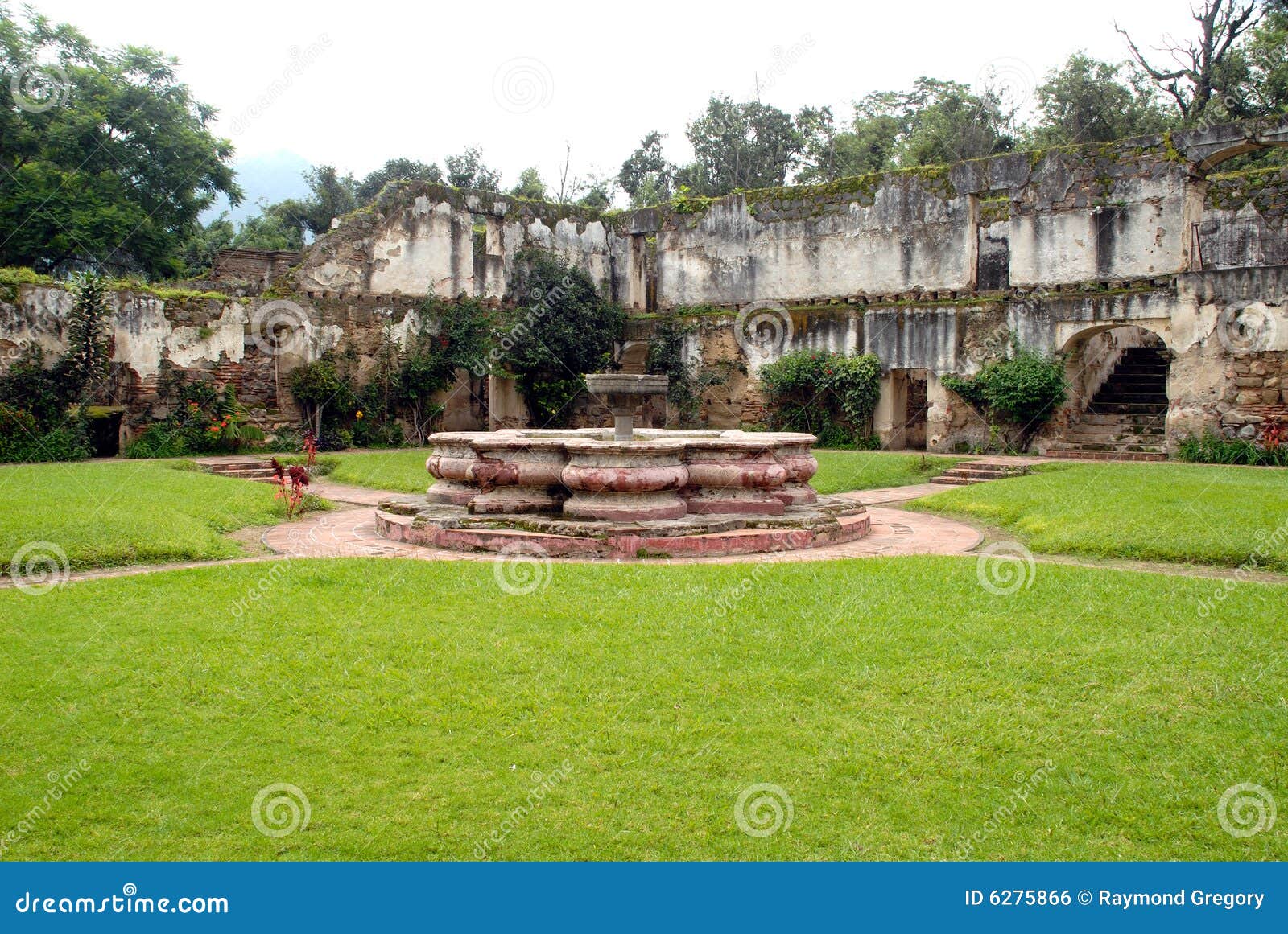 Fuente San Jeronimo Antigua Guatemala Foto de archivo Imagen de