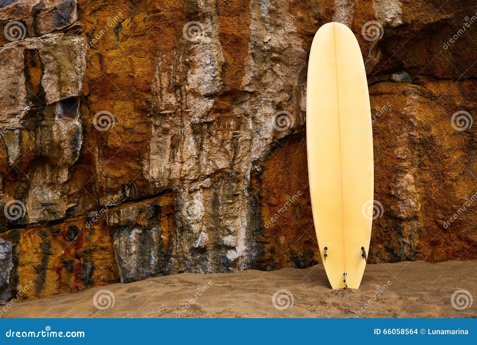 fuerteventura la pared beach surfboard