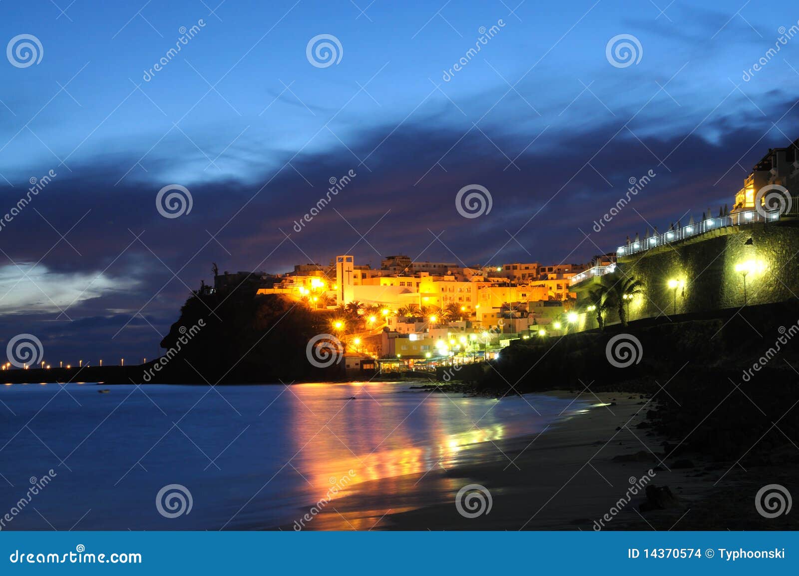 Fuerteventura noc. Kanarowej Fuerteventura wyspy jable morro noc Spain miasteczko