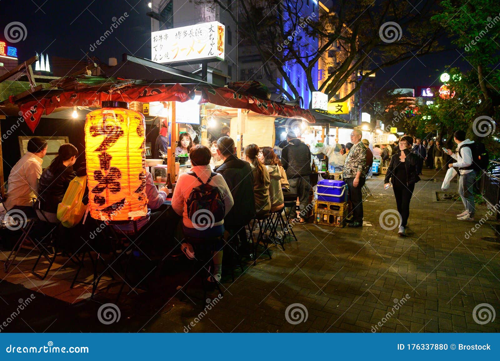 Fukuoka Japan November 12 2019 People Eating Yatai Mobile Food