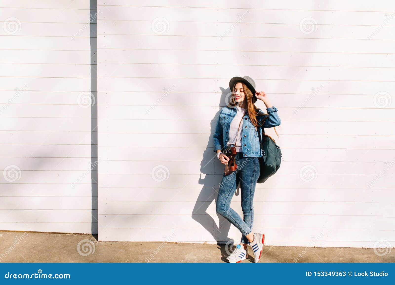 Full-length Portrait of Stylish Brunette Girl Standing with Legs ...