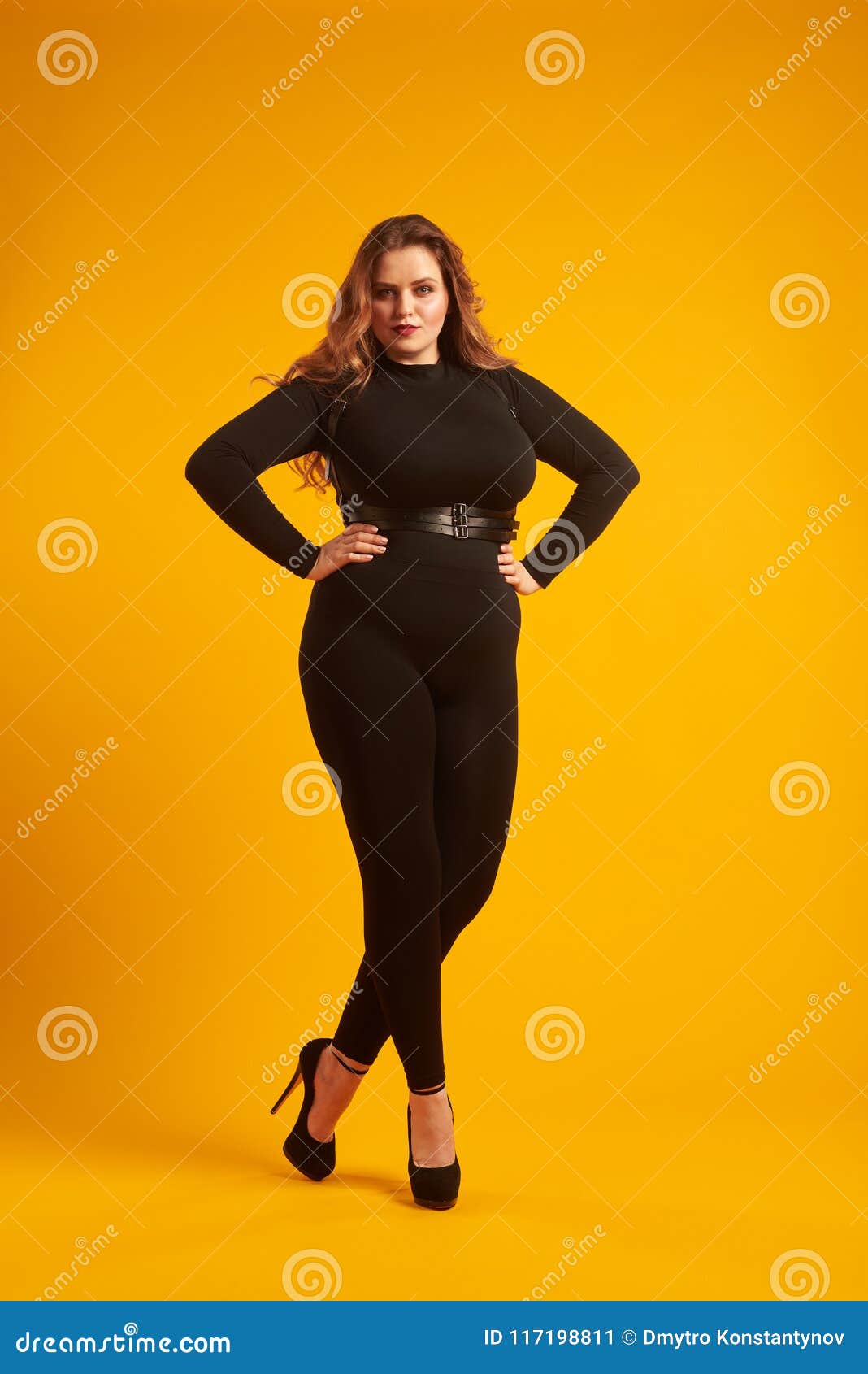 Beautiful Curvy Girl in Clothes Posing at Studio Stock Image - Image of  body, plussize: 117198811