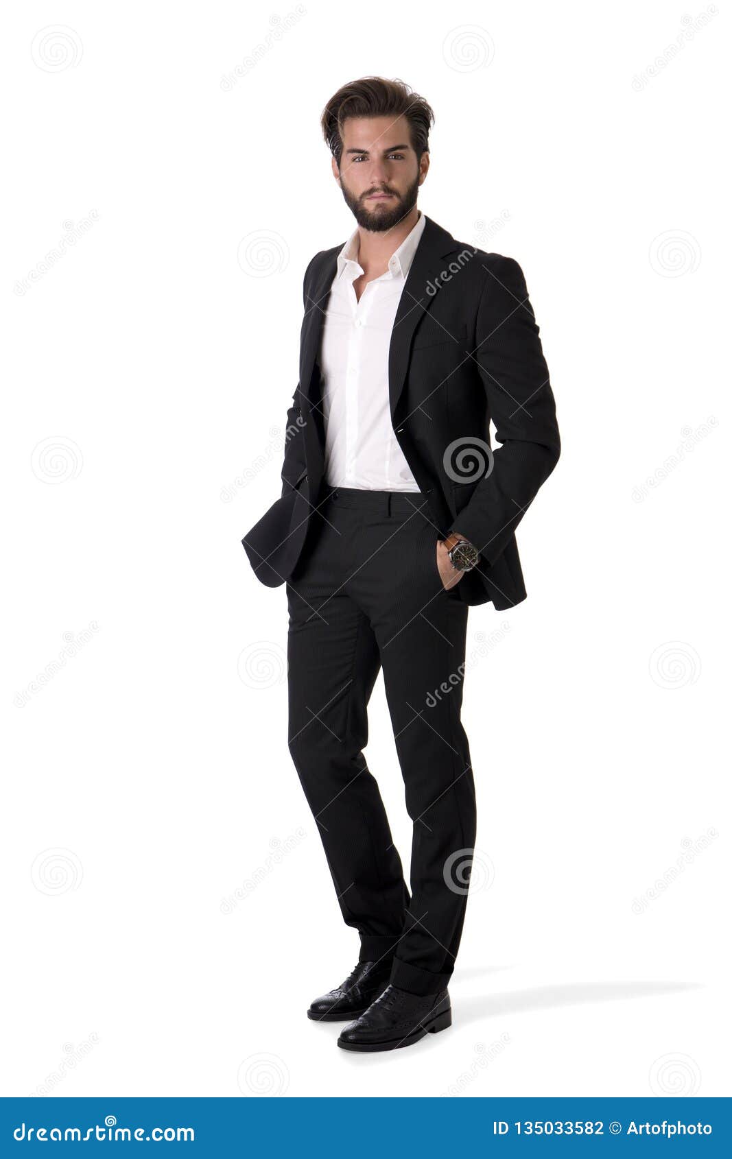 https://thumbs.dreamstime.com/z/full-length-shot-elegant-young-man-business-suit-full-figure-shot-handsome-elegant-young-man-suit-neck-tie-135033582.jpg