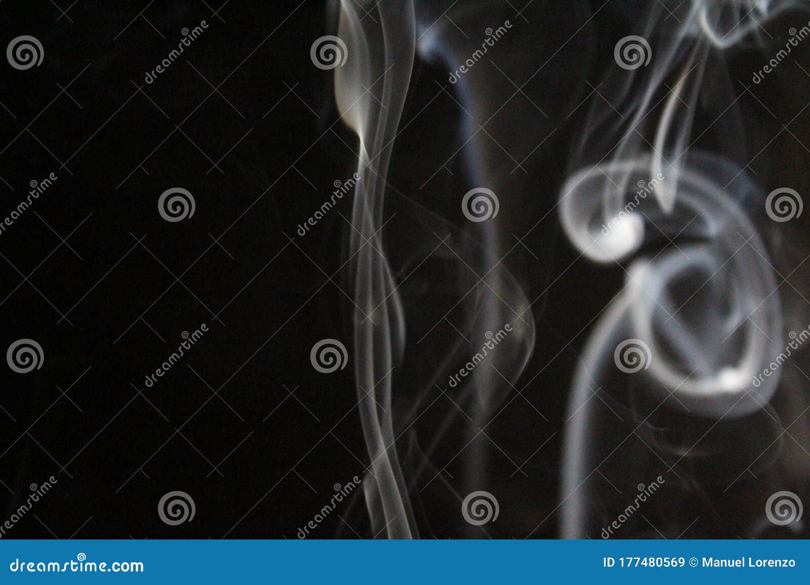Cosa Significa Sentire Odore Di Incenso Fumo Di Incenso Odore Di Eritereo Lieve Figura Immagine Stock