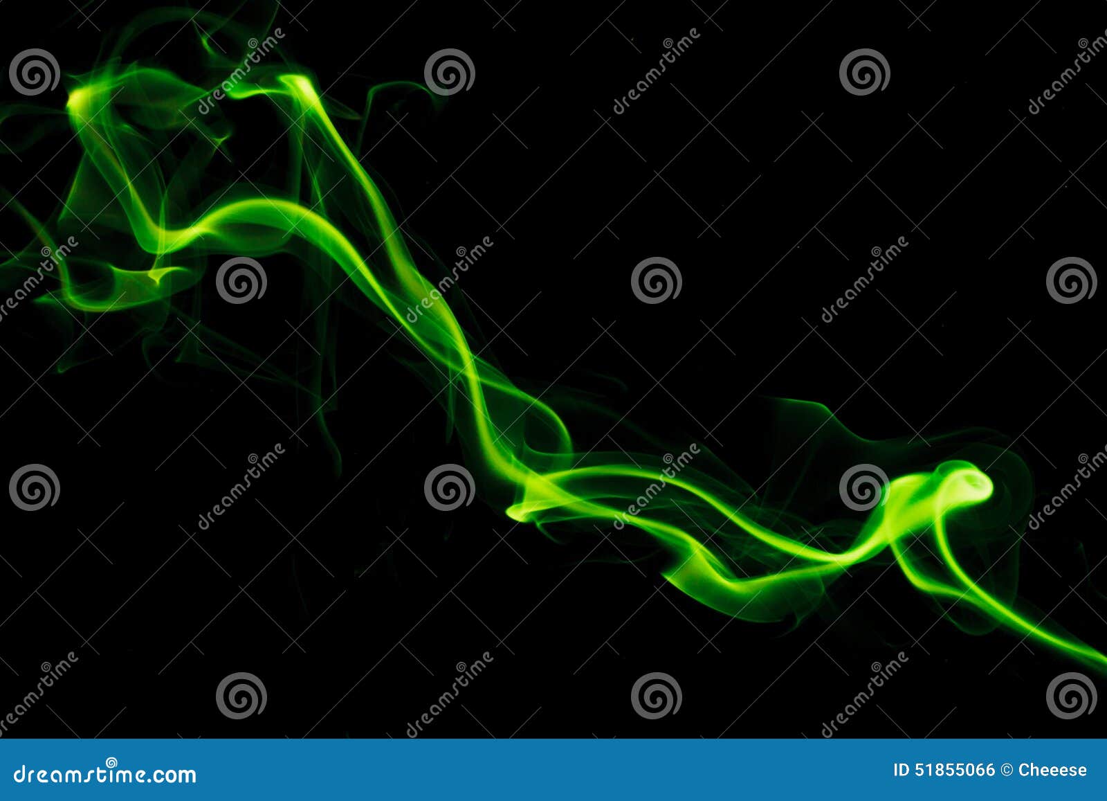 Fumo Verde No Fundo Preto Foto De Stock Imagem De Inc ndio 51855066 fumo-verde-no-fundo-preto-foto-de-stock-imagem-de-inc-ndio-51855066
