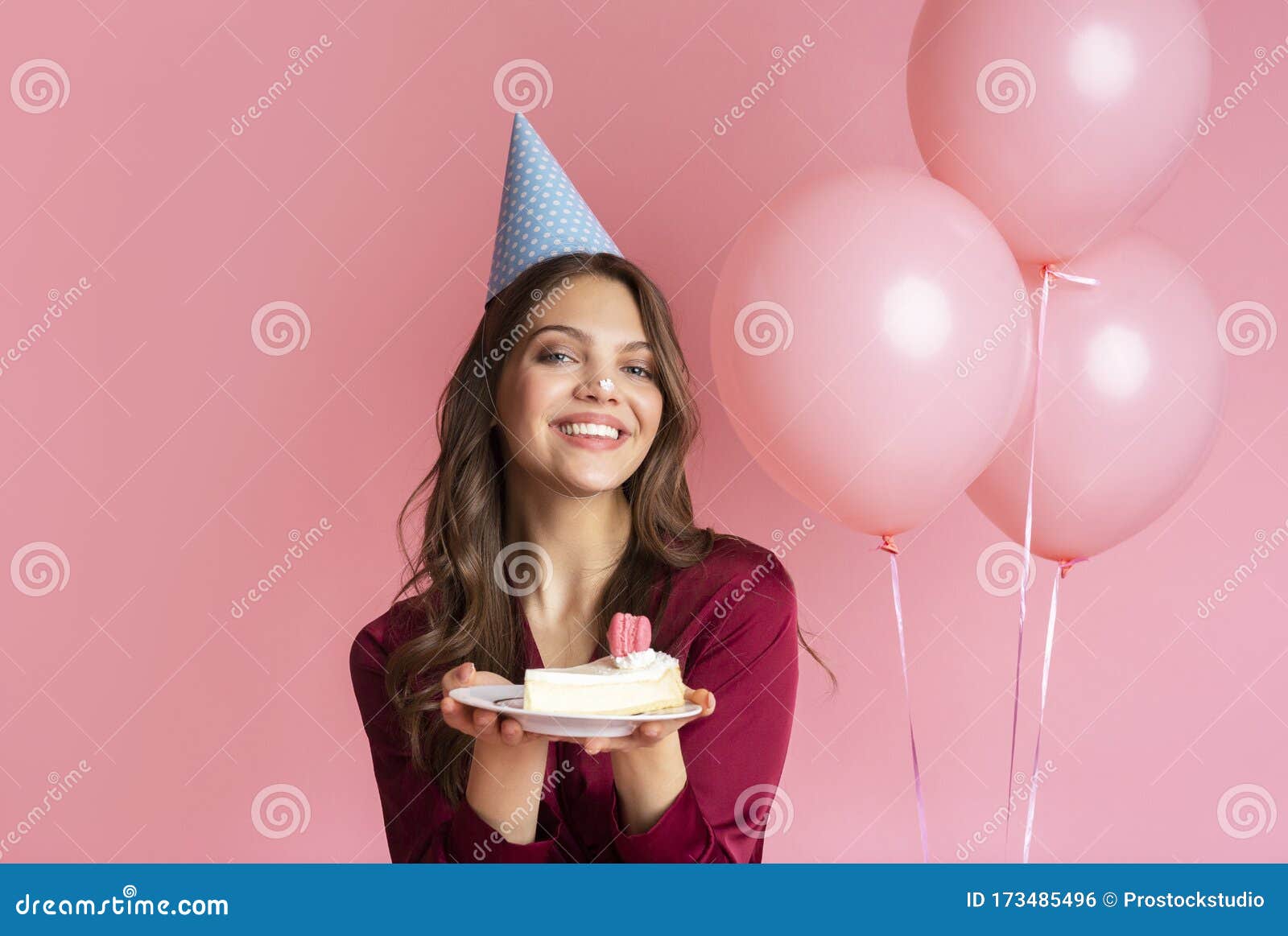 LOVING BIRTHDAY GREETINGS girl poses with book in left hand - TuckDB  Postcards-demhanvico.com.vn