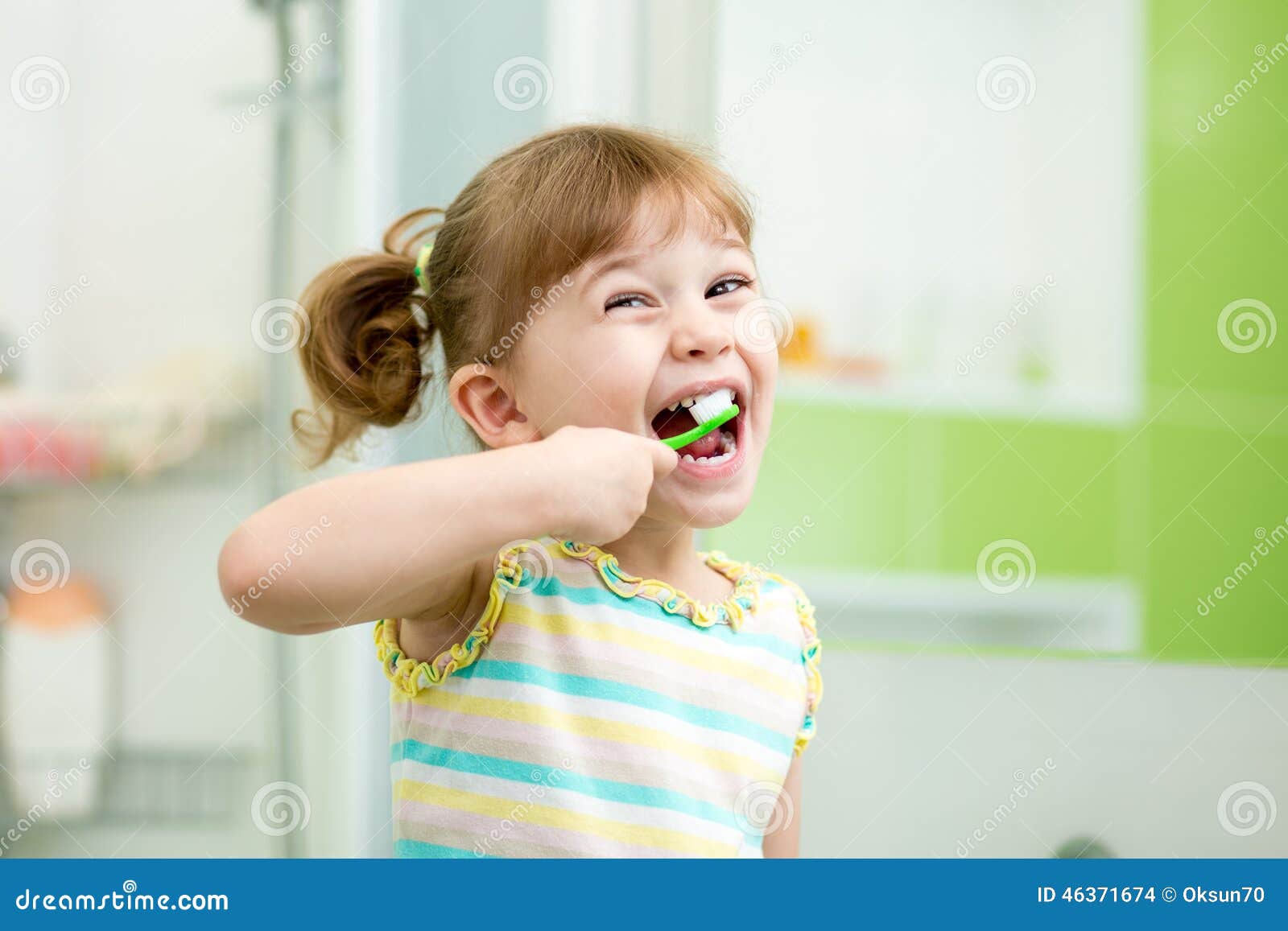 Funny Kid Girl Brushing Teeth in Bathroom Stock Photo - Image of childhood, fresh: 46371674 Funny Kid Girl Brushing Teeth in Bathroom Stock Photo - Image of childhood, fresh: 46371674