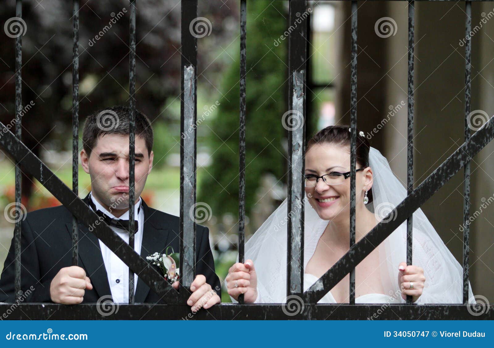 5,672 Funny Wedding Couple Stock Photos - Free & Royalty-Free Stock Photos  from Dreamstime