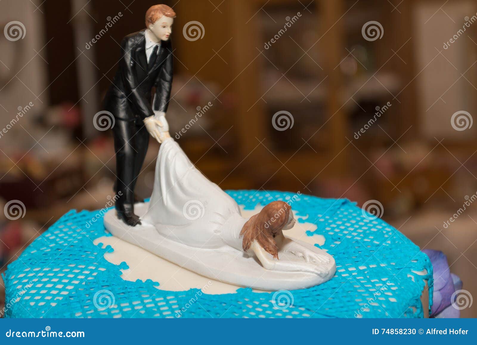 Funny Wedding Couple on Wedding Cake Stock Photo - Image of beauty ...