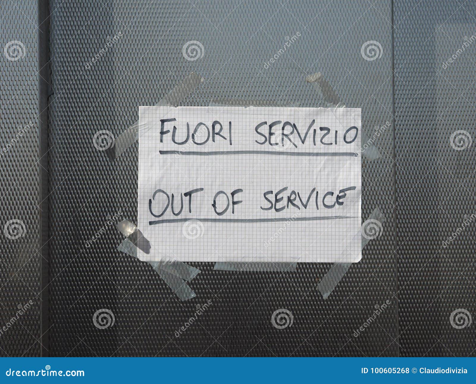 fuori servizio (out of order) sign