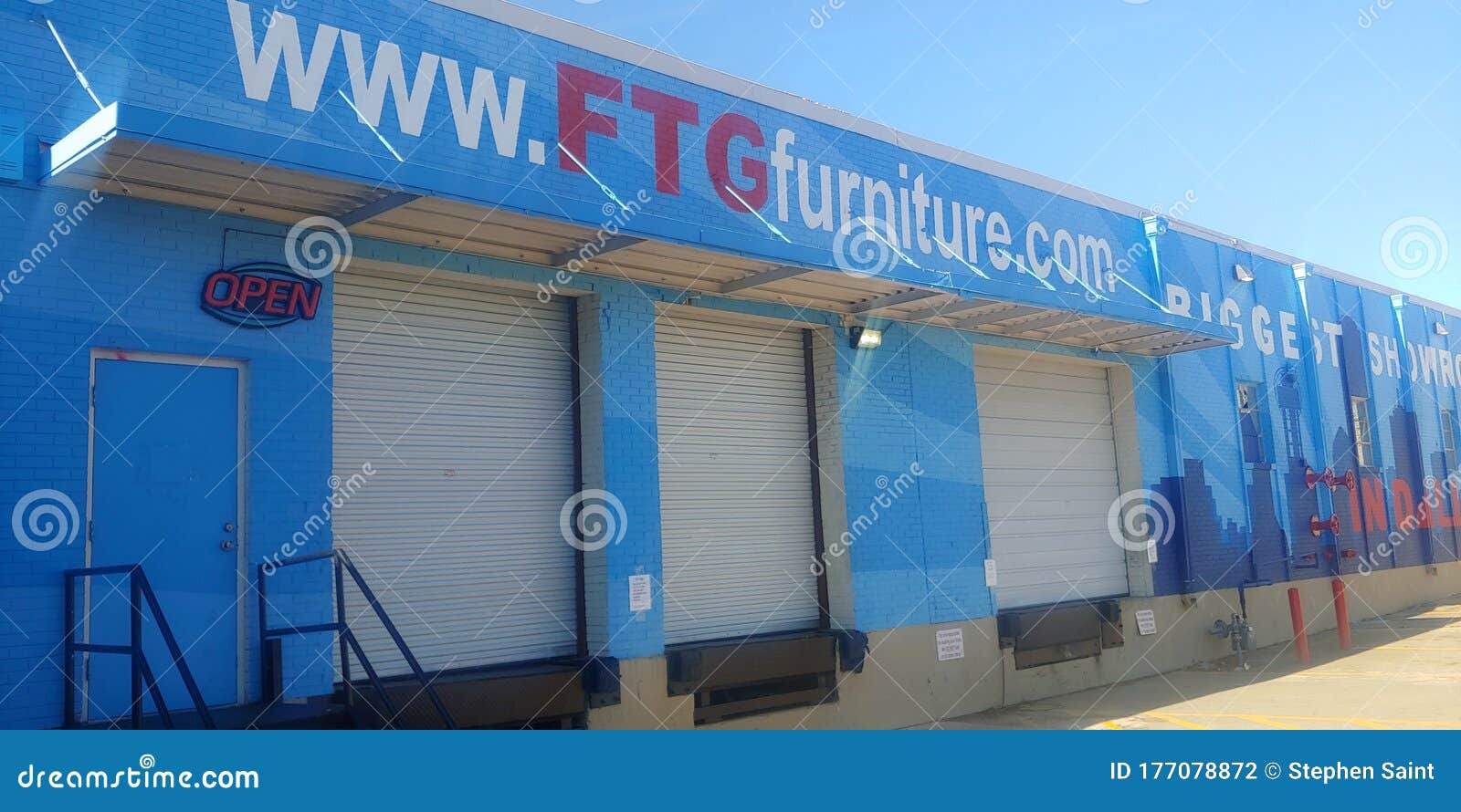 Furniture To Go Irving Boulevard Editorial Photography Image of