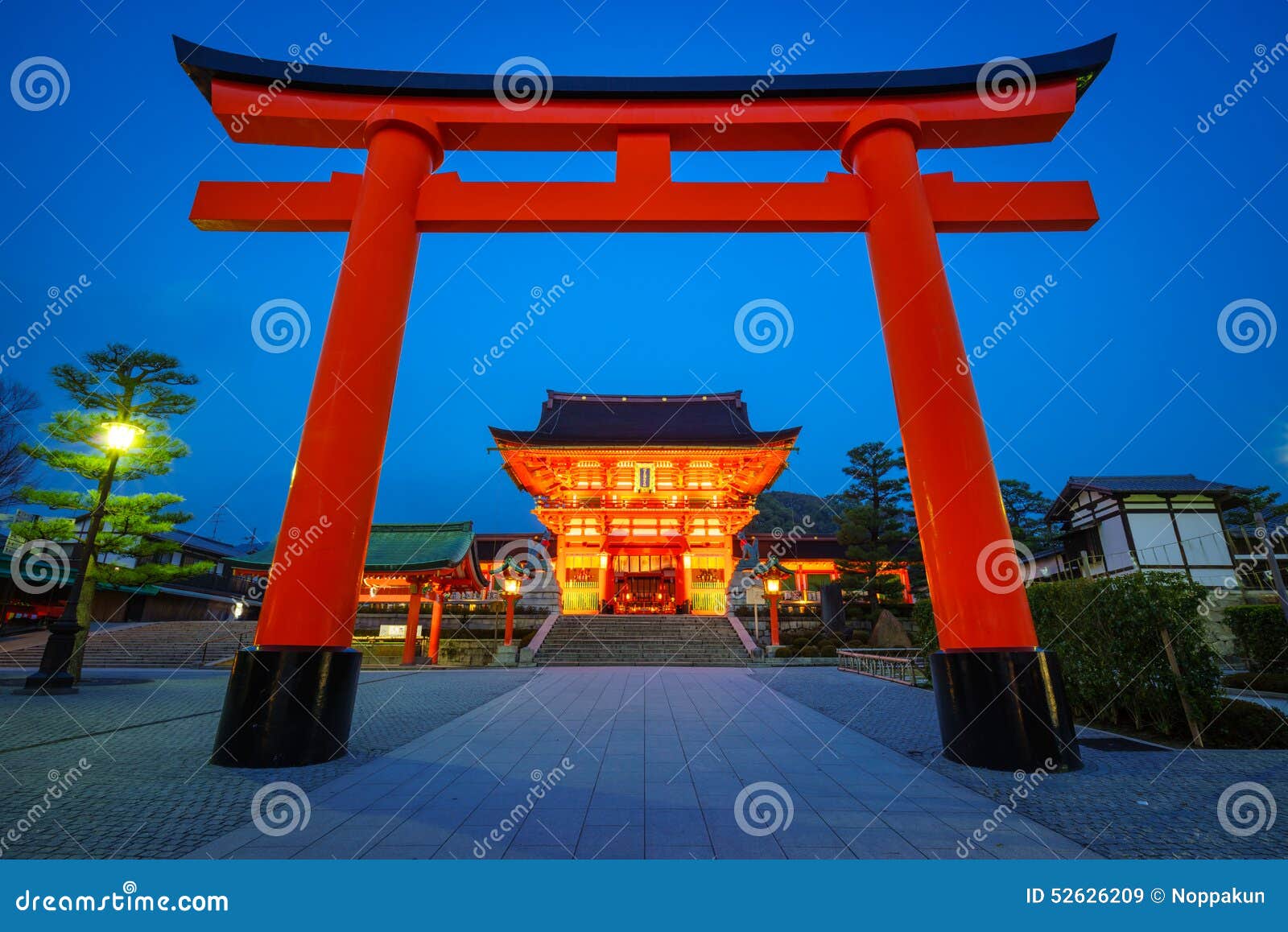 fushimi inari shrine at night, kyoto, japan