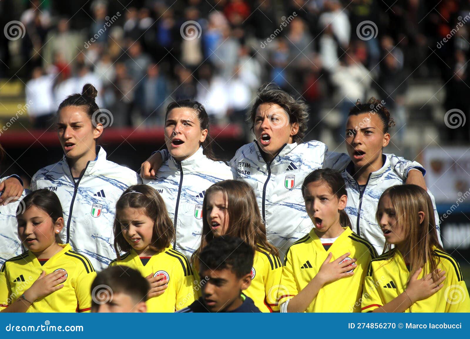 Futebol Feminino : Jogo Amigável De Futebol Itália Vs Colombia