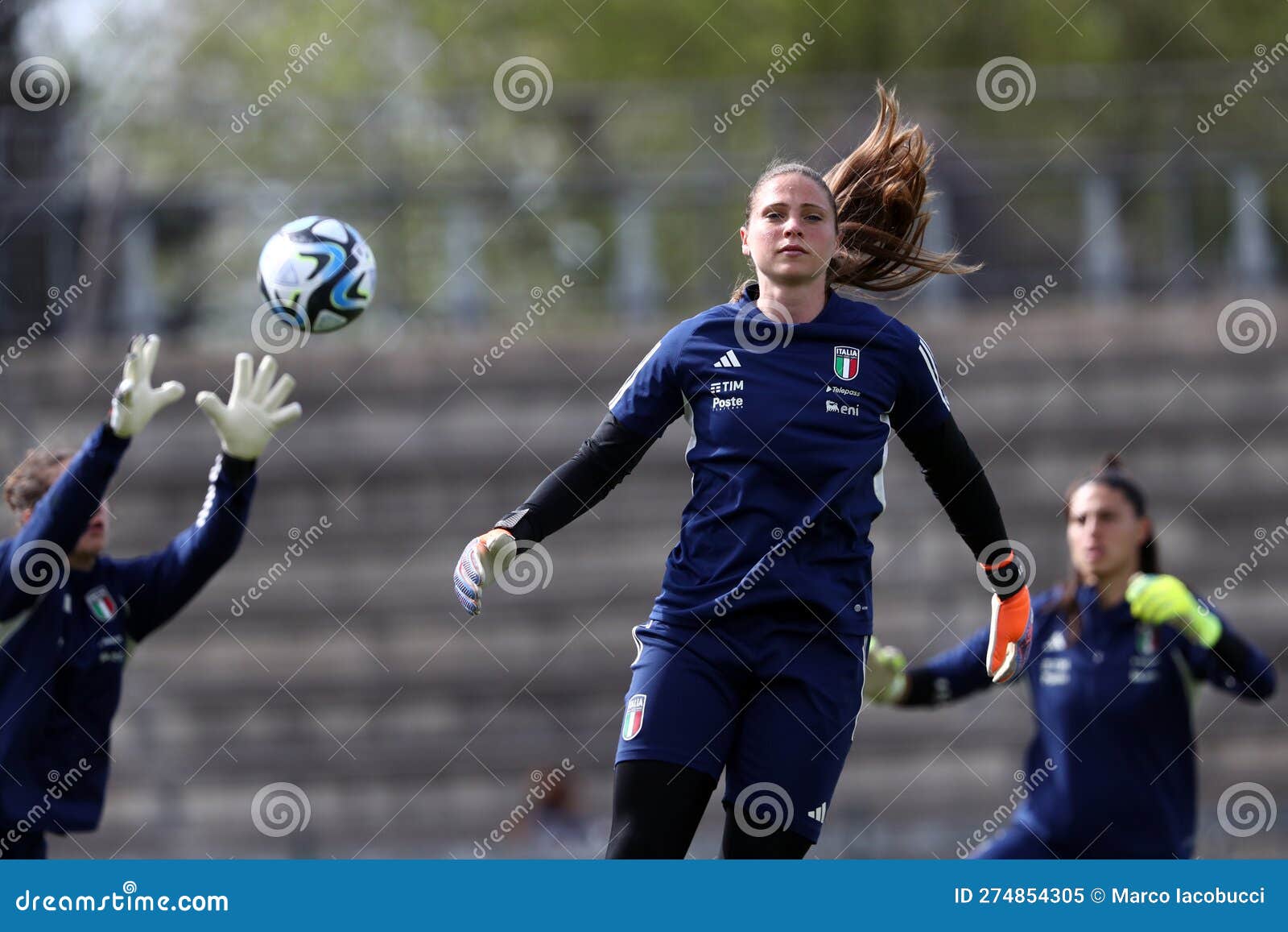 Futebol Feminino : Jogo Amigável De Futebol Itália Vs Colombia