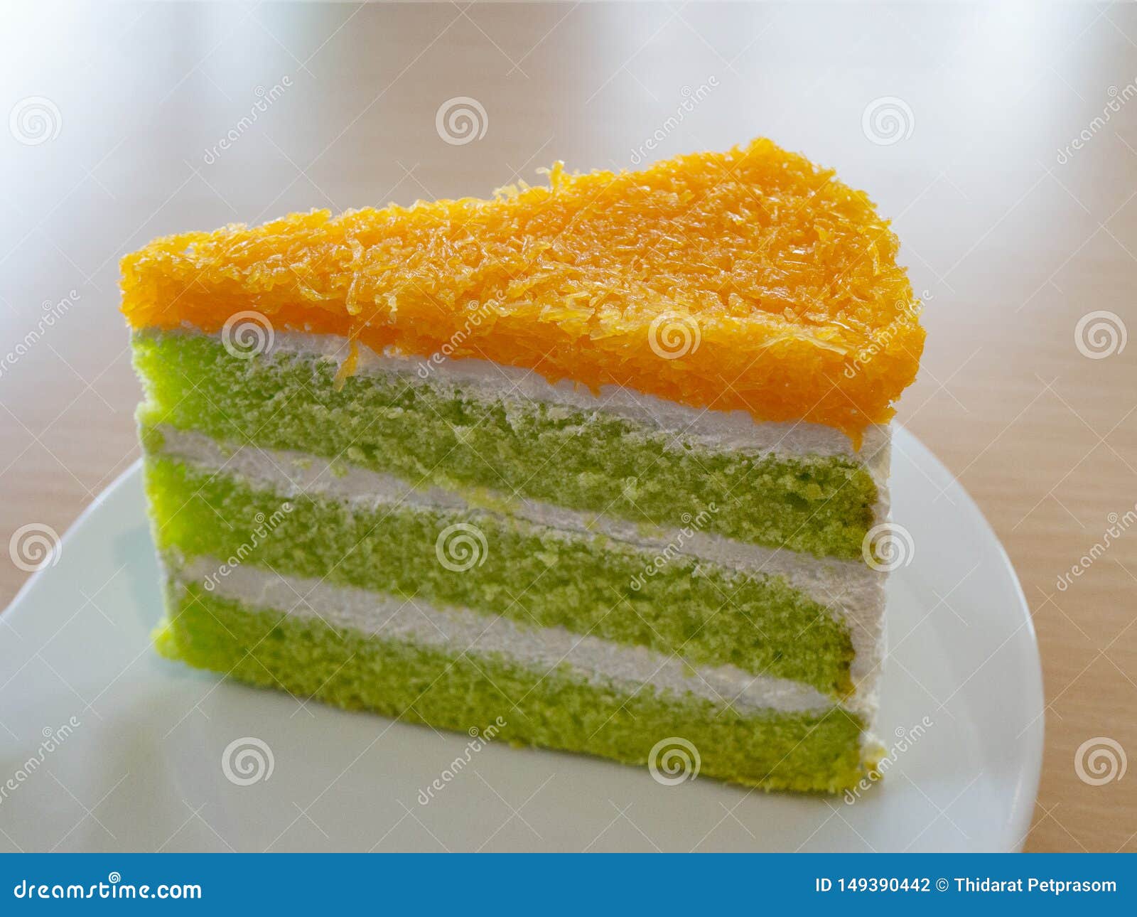 Delicious Pandan And Coconut Cake With Foi Thong Golden Threads Thai Dessert On White Plate Photo Stock Image Du Plaque Eponge